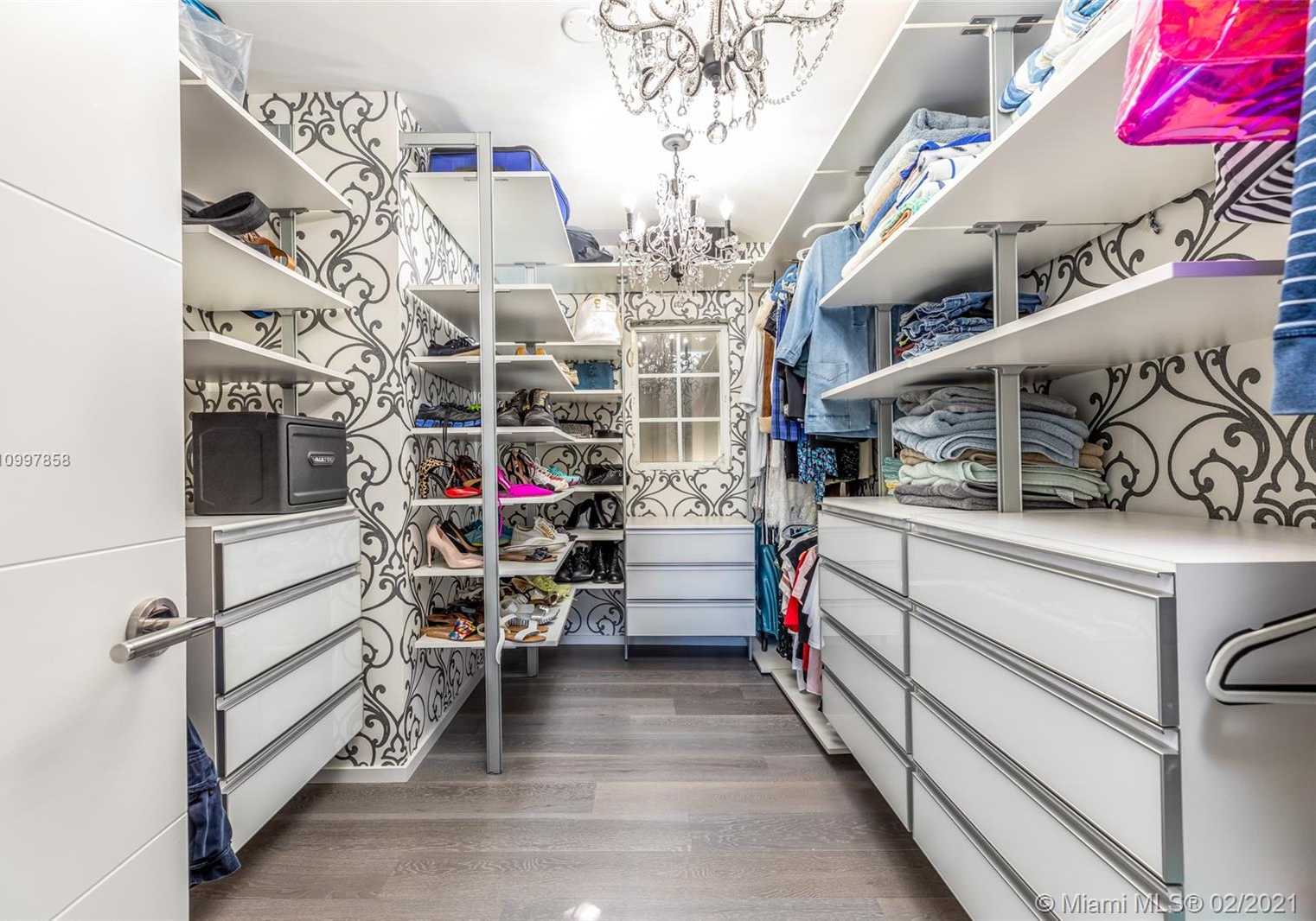 Small Image of 20745 NORTH EAST 32ND PL, Aventura Number 22