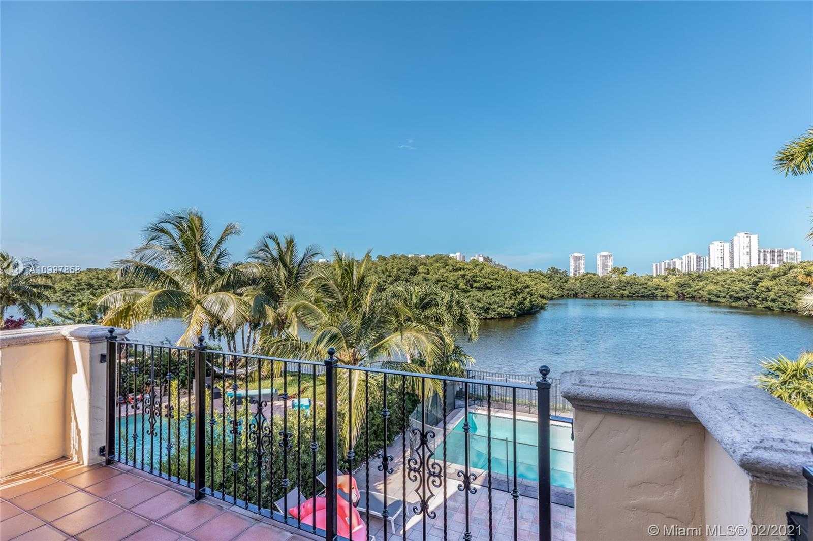 Small Image of 20745 NORTH EAST 32ND PL, Aventura Number 32