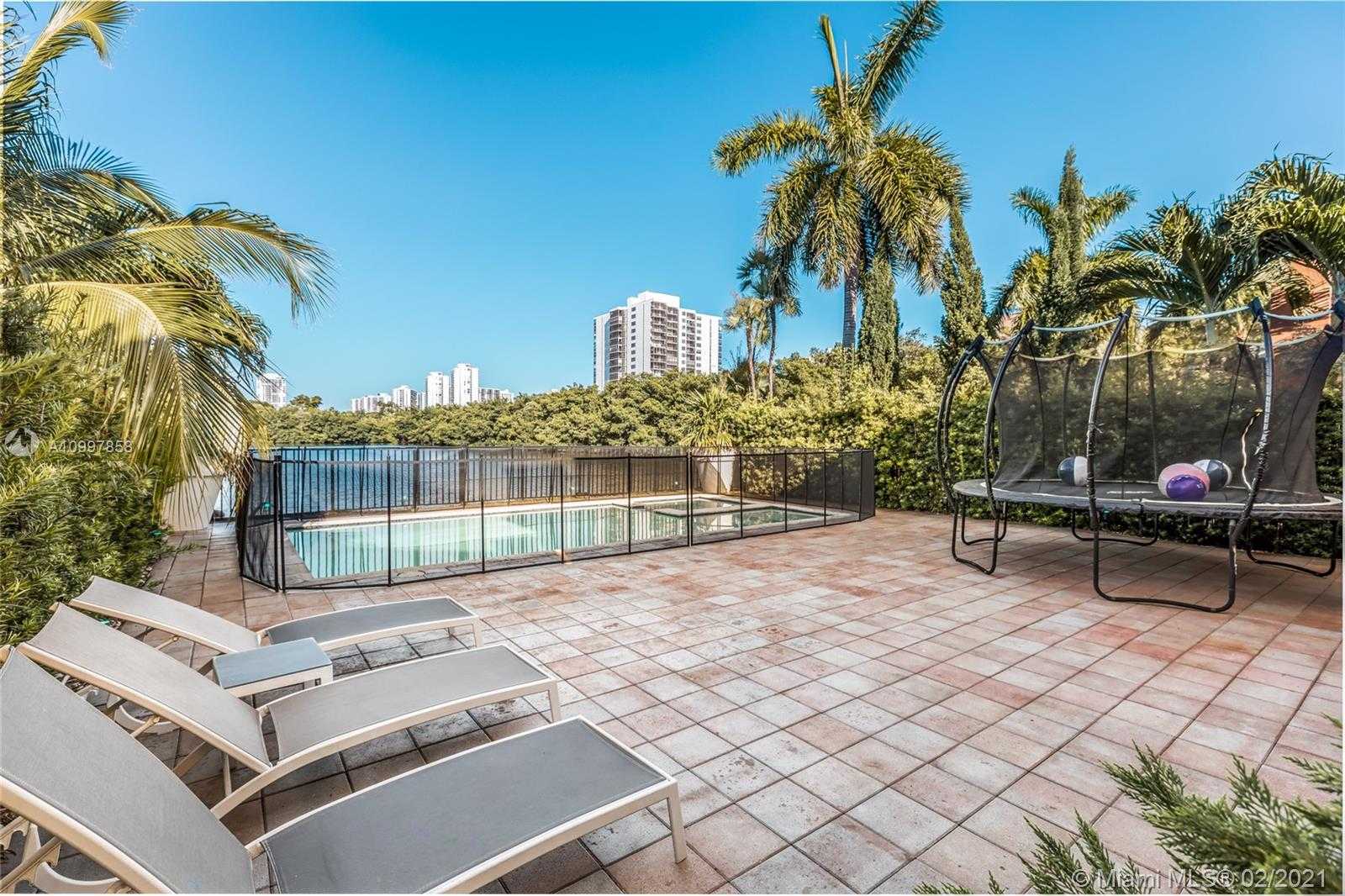 Small Image of 20745 NORTH EAST 32ND PL, Aventura Number 35
