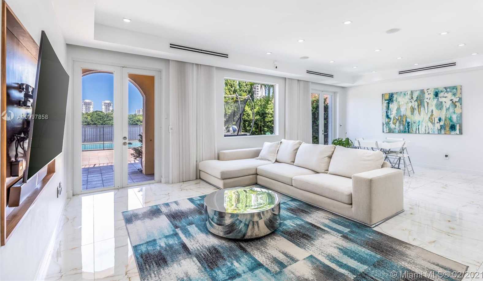 Small Image of 20745 NORTH EAST 32ND PL, Aventura Number 4