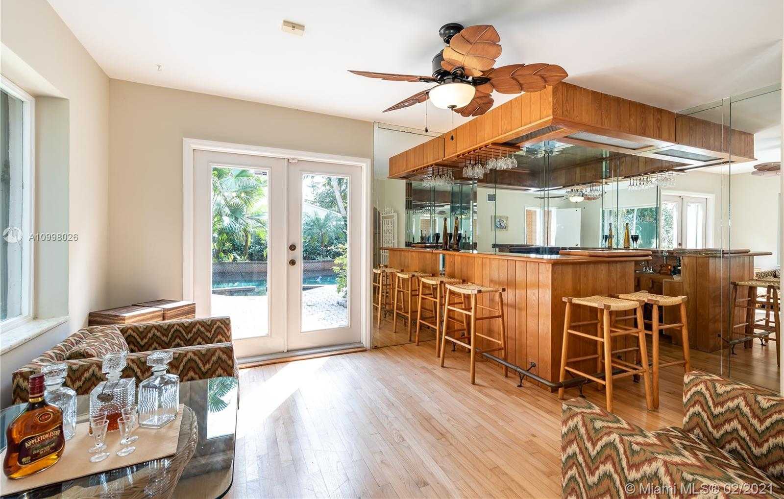 Small Image of 8965 NORTH EAST 10TH AVE, Miami Number 8