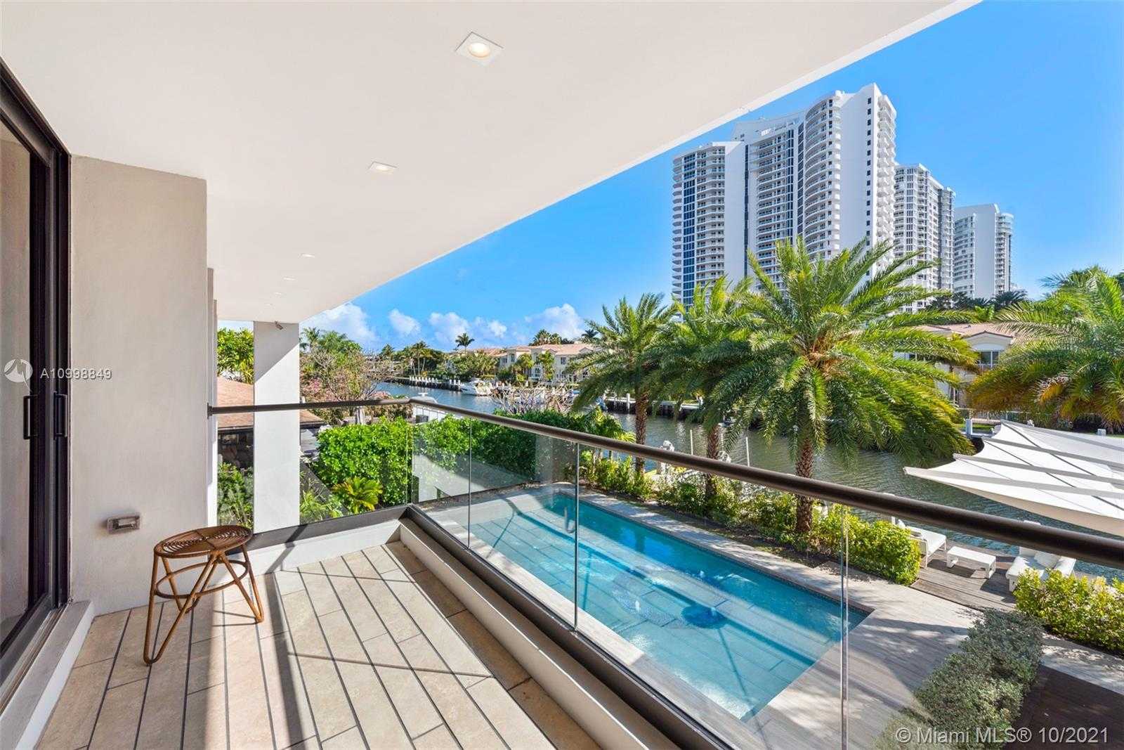 Small Image of 219 HOLIDAY DR, Hallandale Beach Number 47