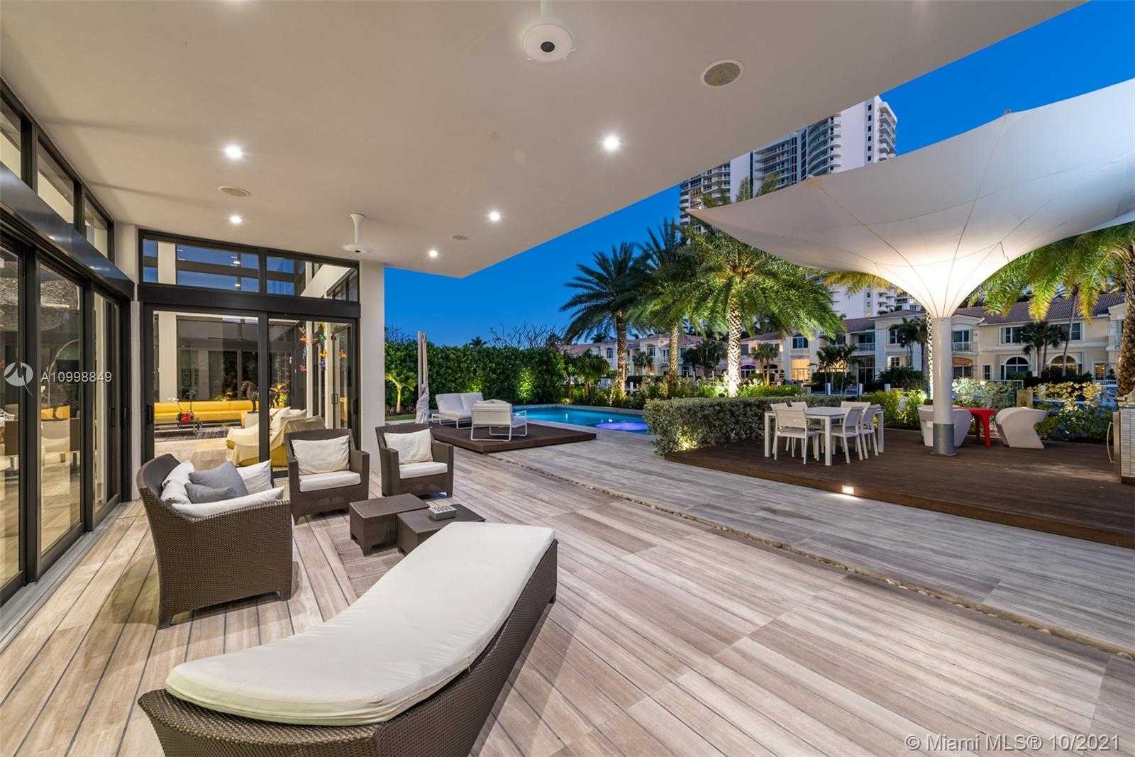 Small Image of 219 HOLIDAY DR, Hallandale Beach Number 73