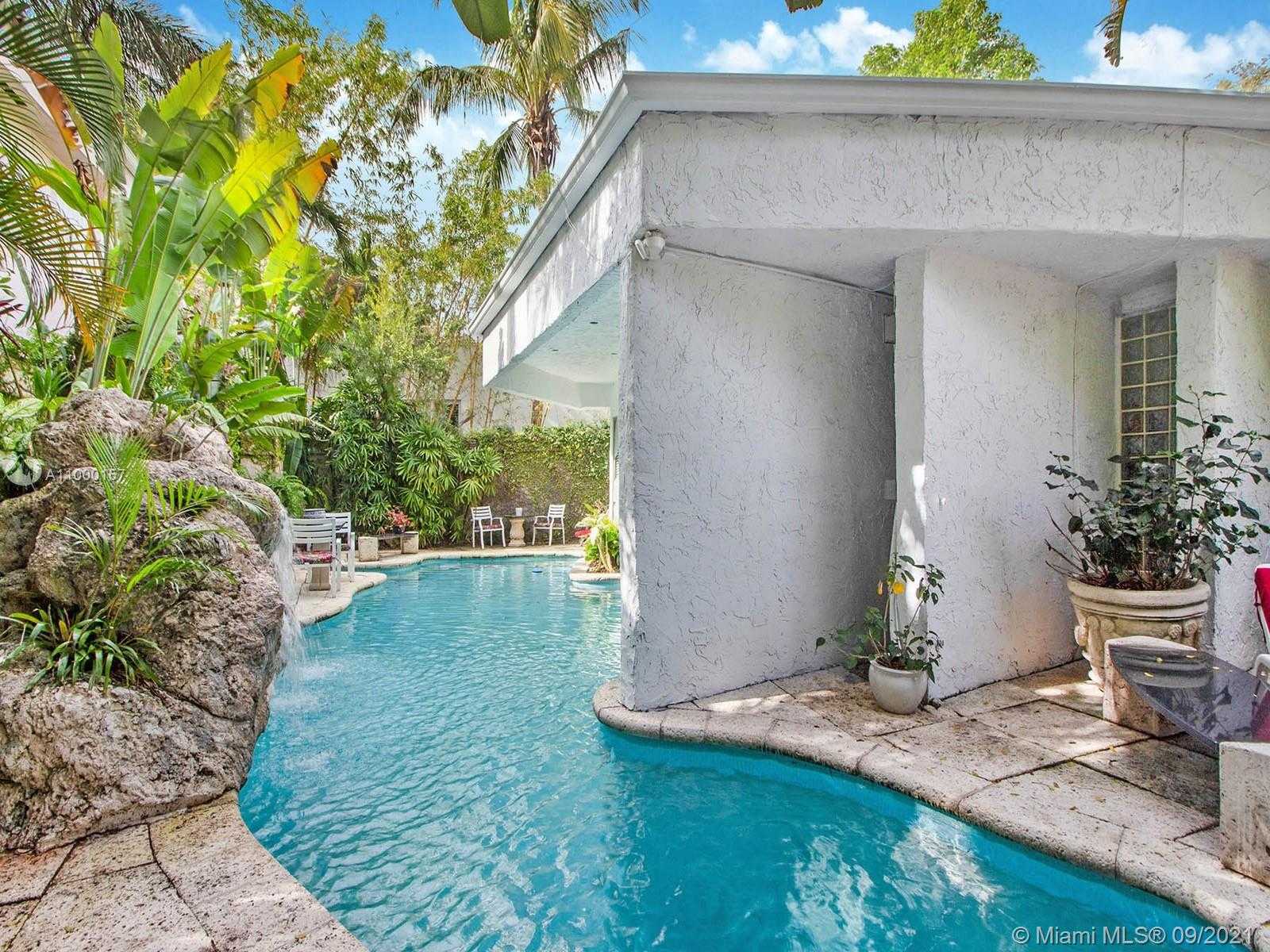 Small Image of 3200 MORRIS LANE, Coconut Grove Number 17