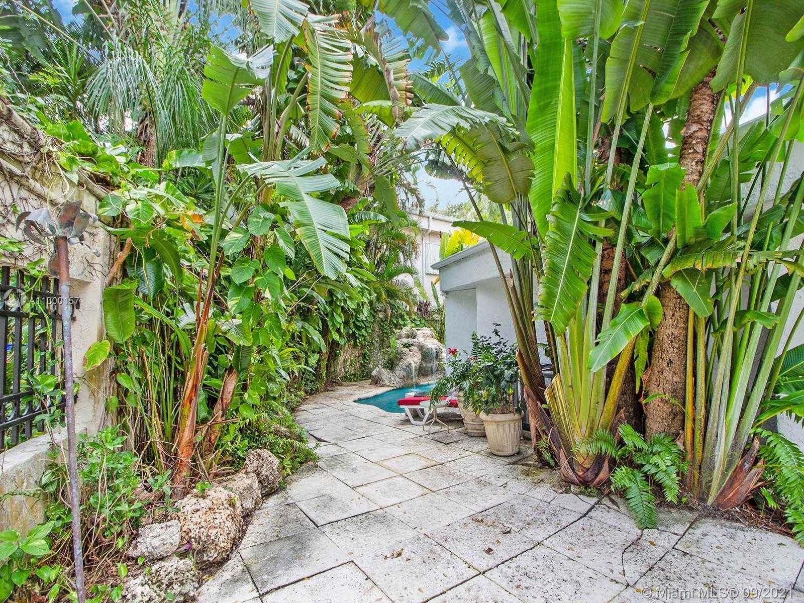 Small Image of 3200 MORRIS LANE, Coconut Grove Number 21