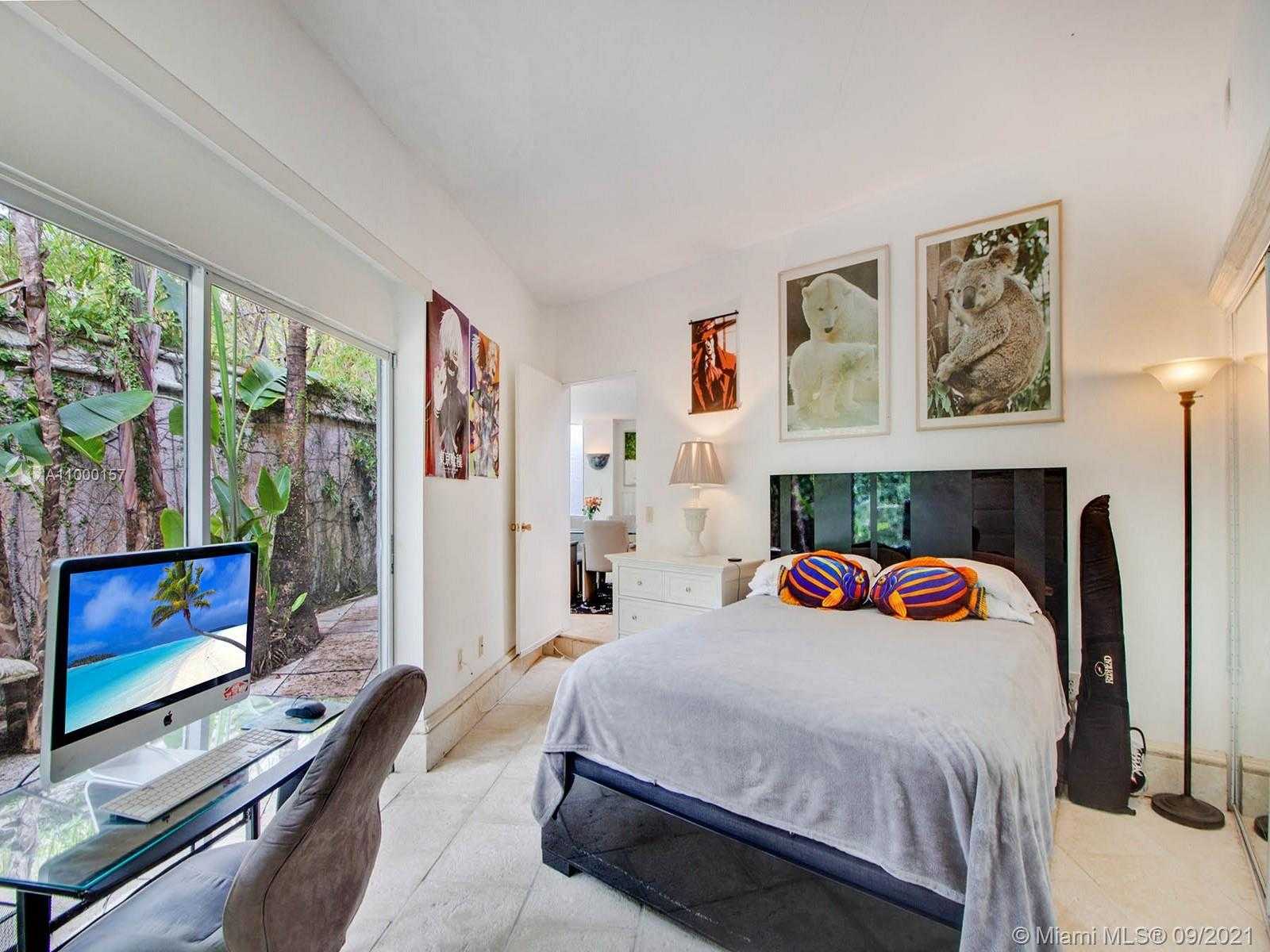 Small Image of 3200 MORRIS LANE, Coconut Grove Number 27