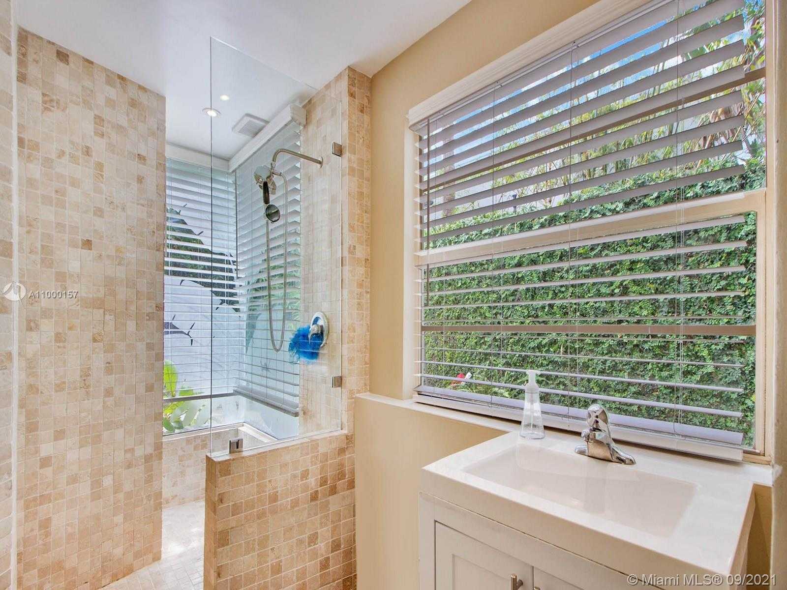 Small Image of 3200 MORRIS LANE, Coconut Grove Number 29