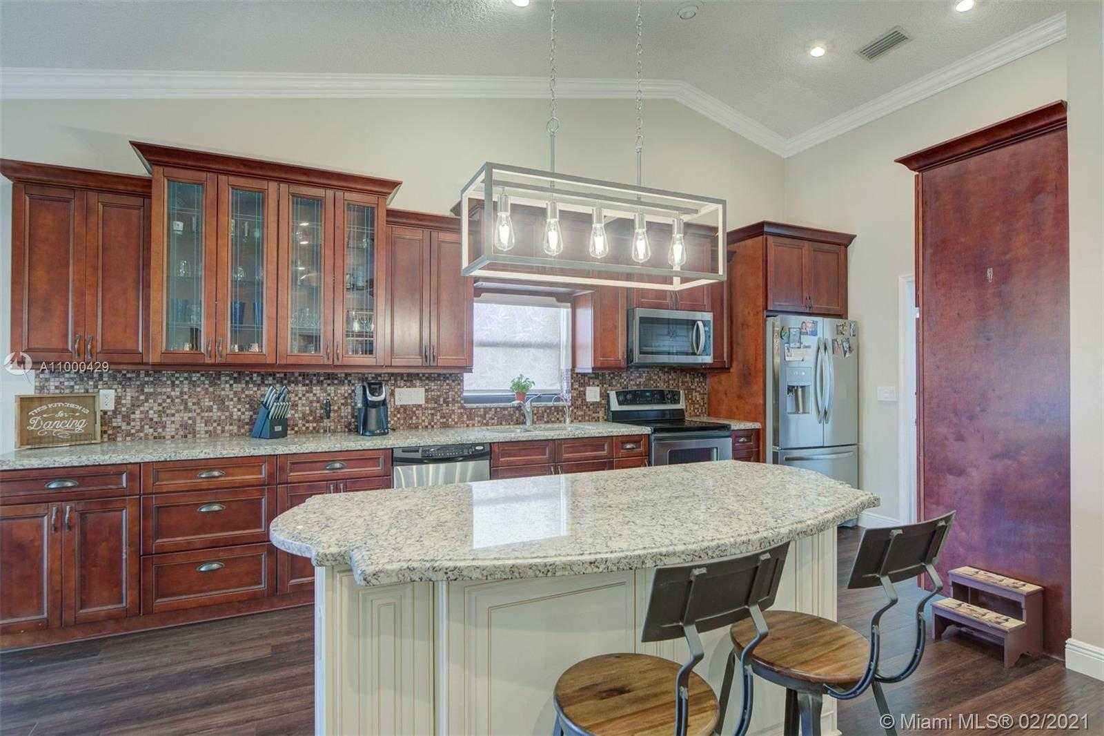 Small Image of 8615 NORTH WEST 83RD ST, Tamarac Number 10