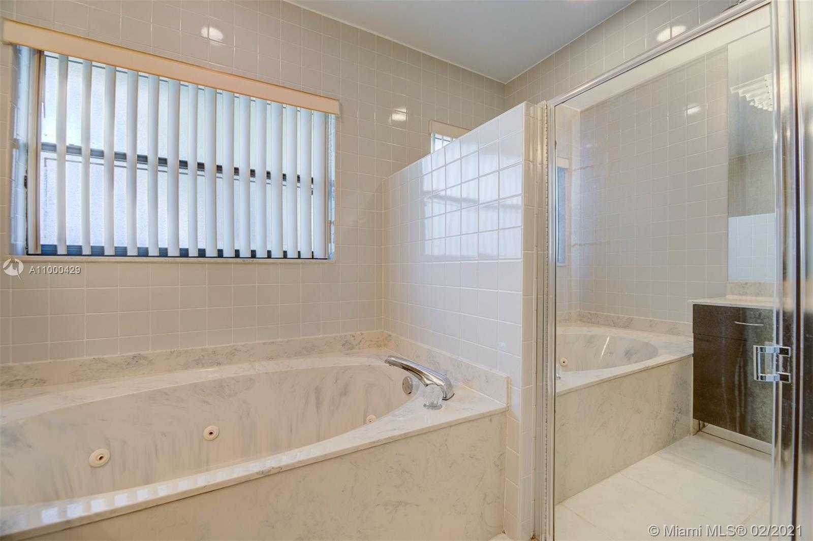 Small Image of 8615 NORTH WEST 83RD ST, Tamarac Number 22