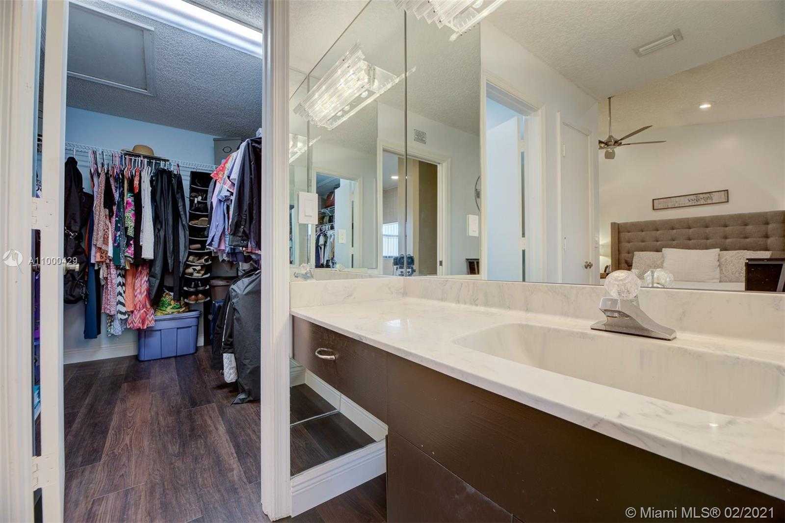 Small Image of 8615 NORTH WEST 83RD ST, Tamarac Number 24