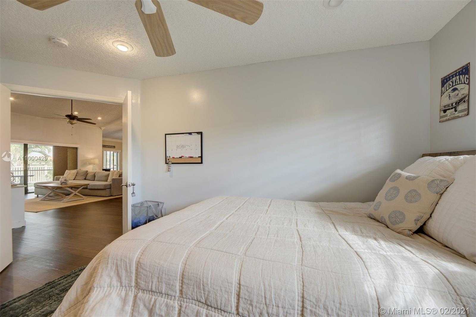 Small Image of 8615 NORTH WEST 83RD ST, Tamarac Number 32