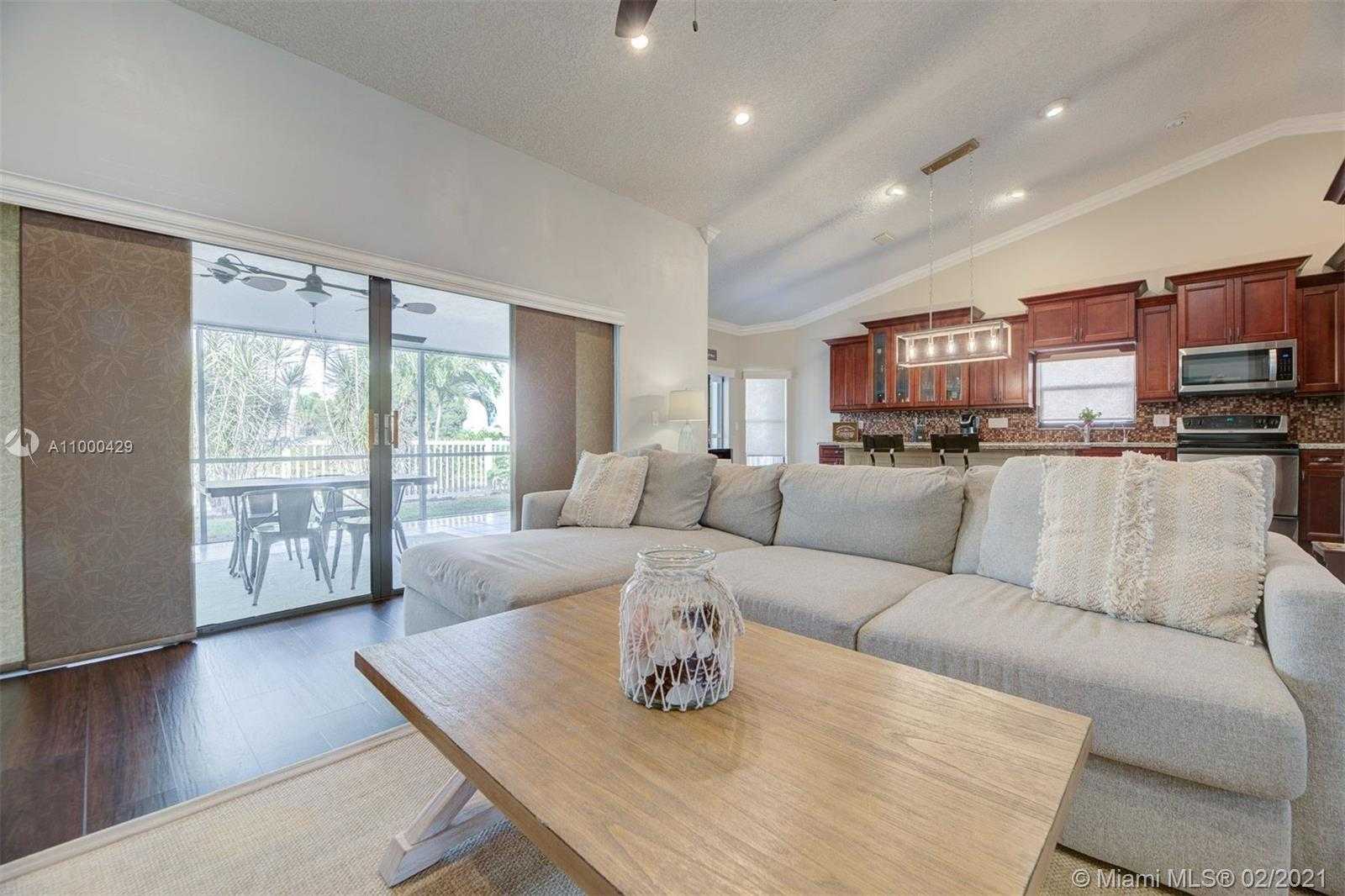 Small Image of 8615 NORTH WEST 83RD ST, Tamarac Number 6