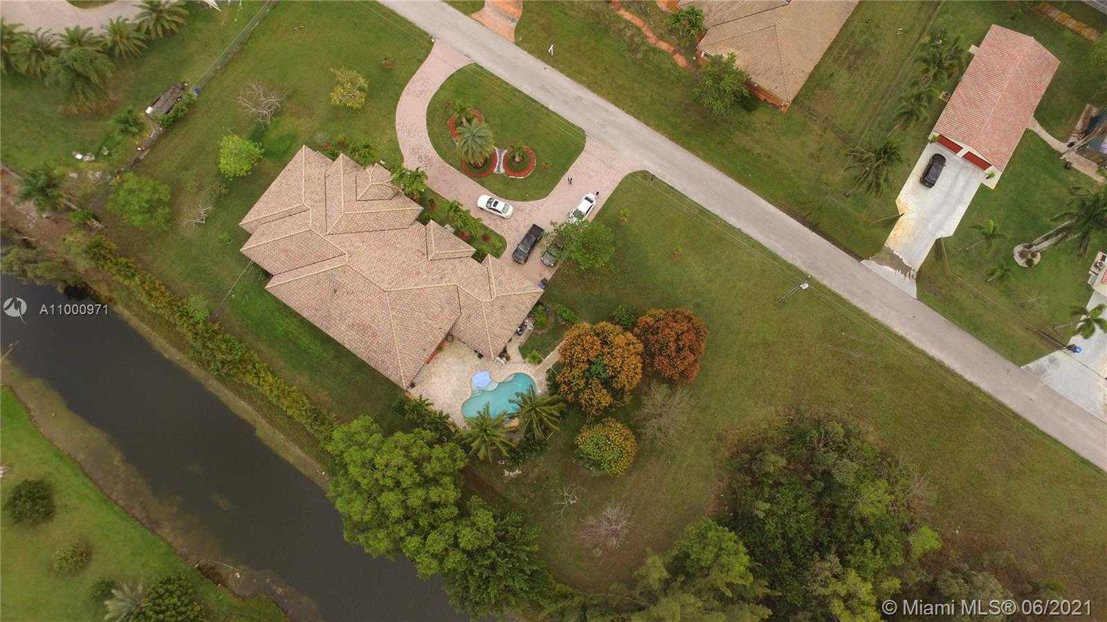 Small Image of 16541 SOUTH 62ND ST, Southwest Ranches Number 34