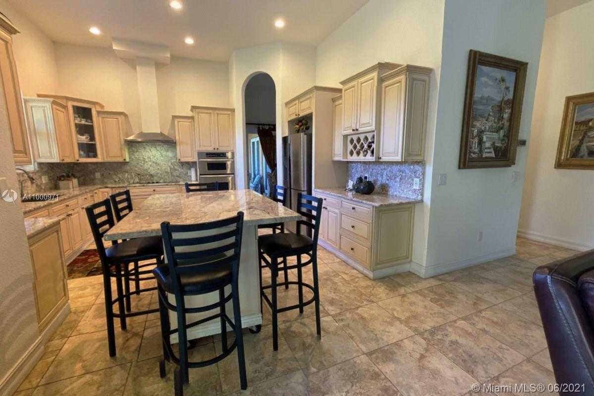 Small Image of 16541 SOUTH 62ND ST, Southwest Ranches Number 9
