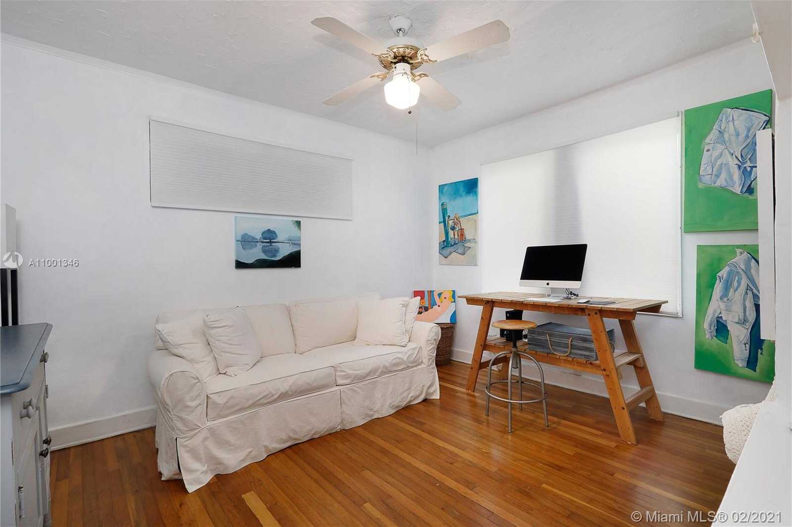 Small Image of 1824 OPECHEE DR, Miami Number 19