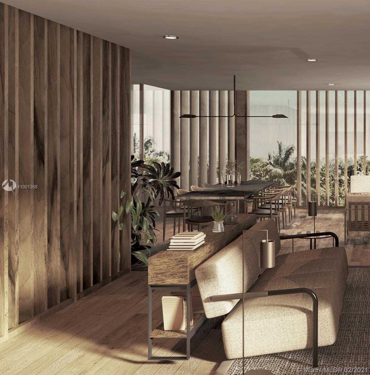 Small Image of 3510 WEST GLENCOE ST, Miami Number 2