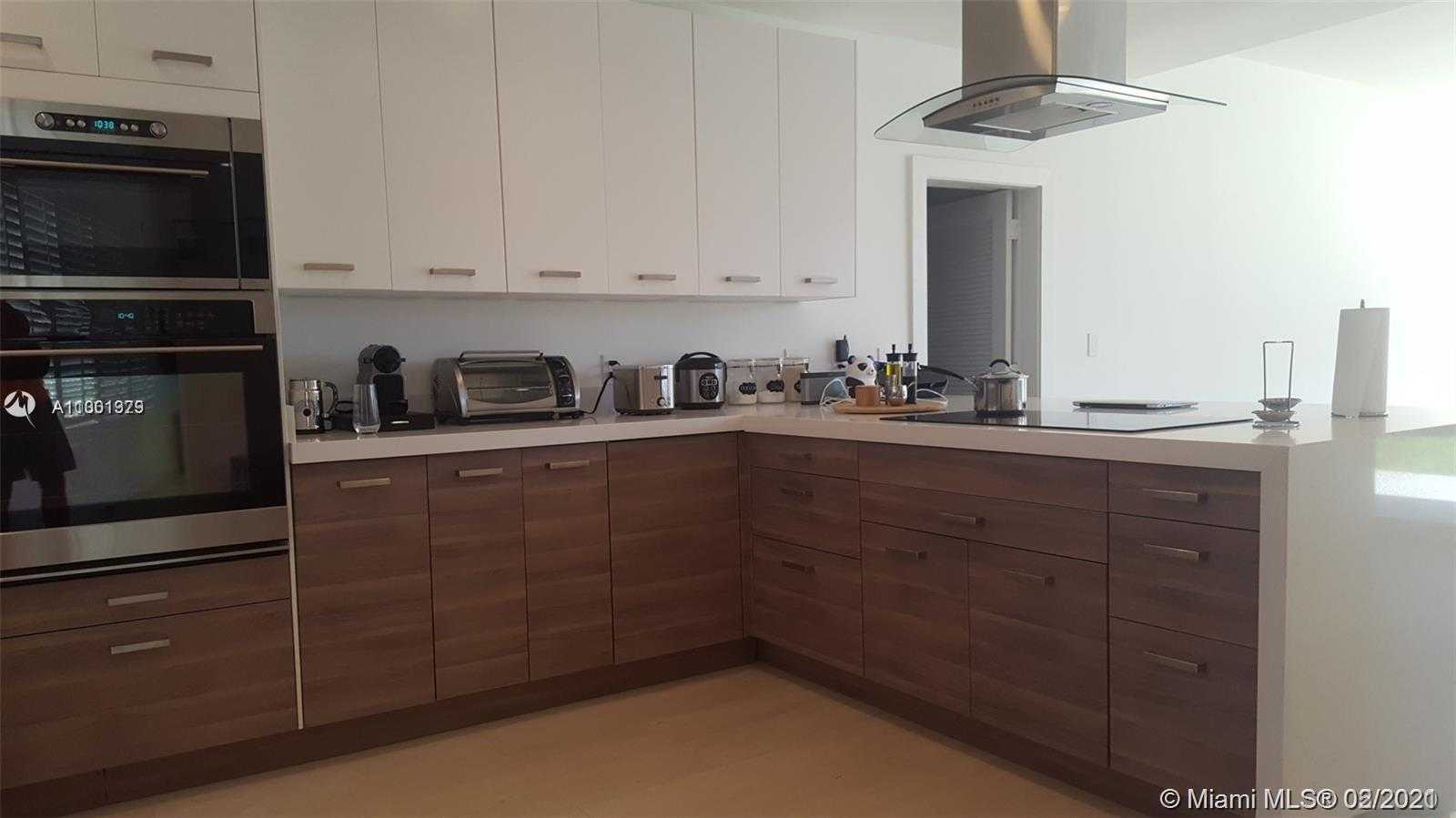 Small Image of 57 SAMANA DRIVE, Miami Number 11