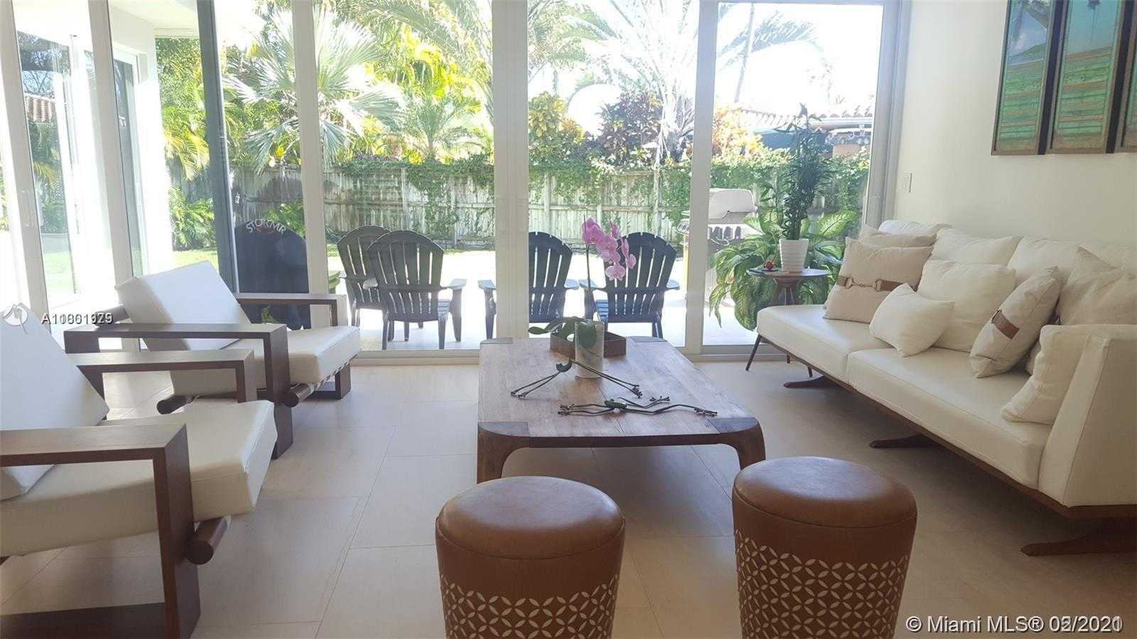 Small Image of 57 SAMANA DRIVE, Miami Number 2