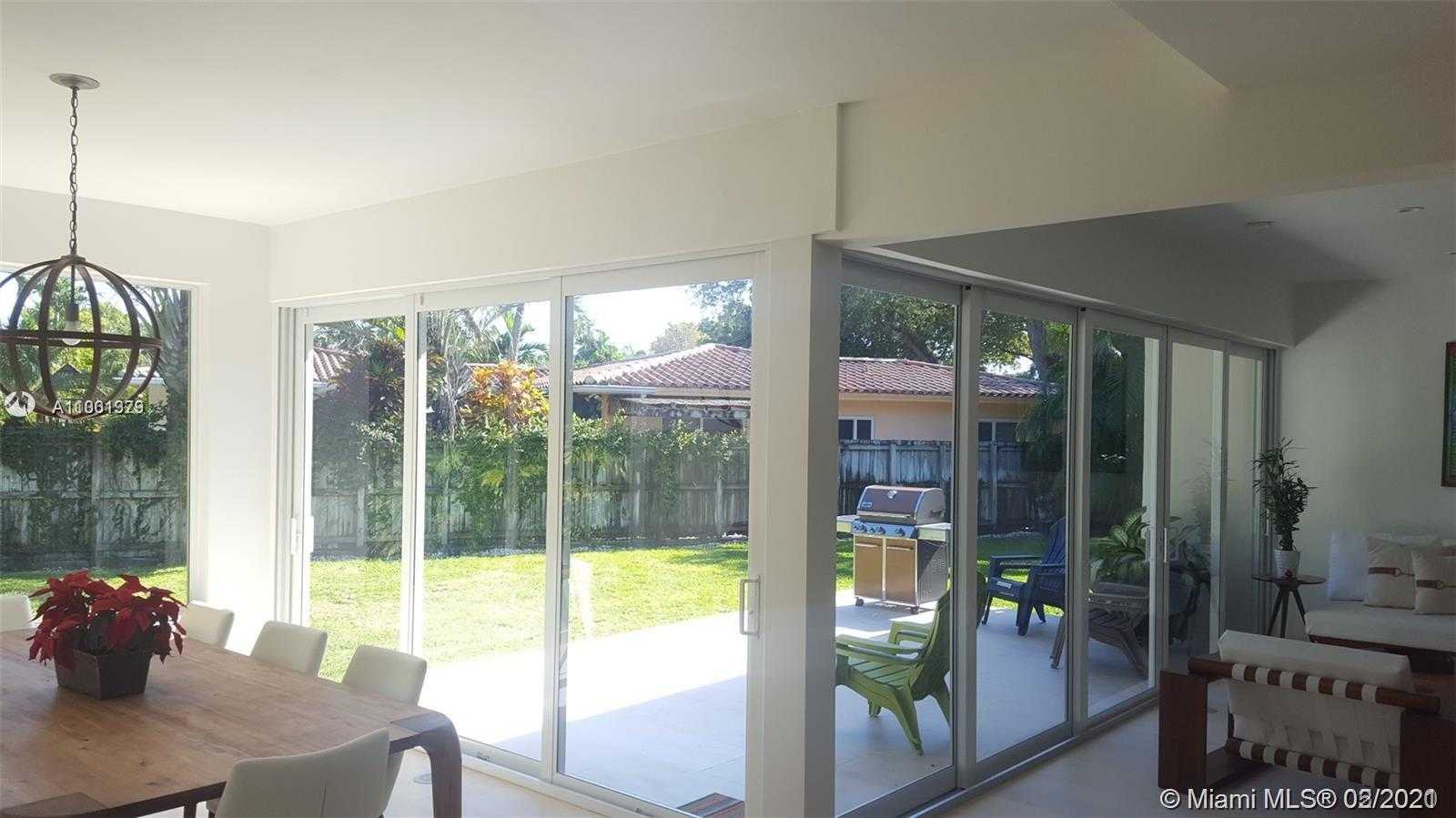 Small Image of 57 SAMANA DRIVE, Miami Number 5