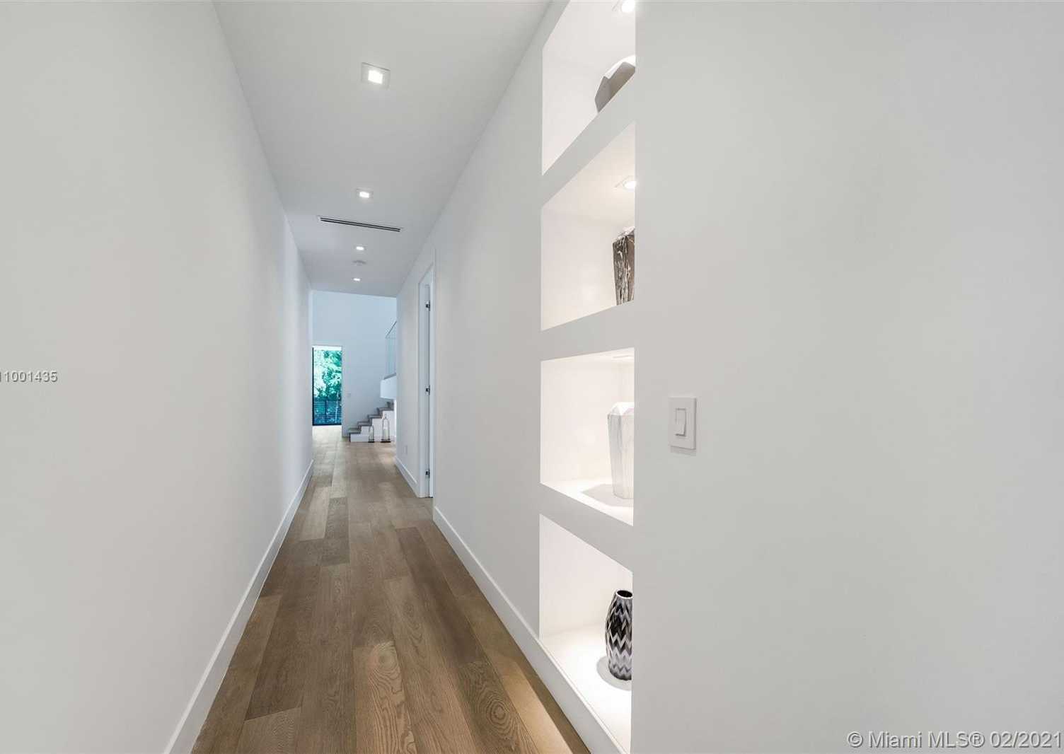 Small Image of 4701 SOUTH WEST 74TH ST, Miami Number 27