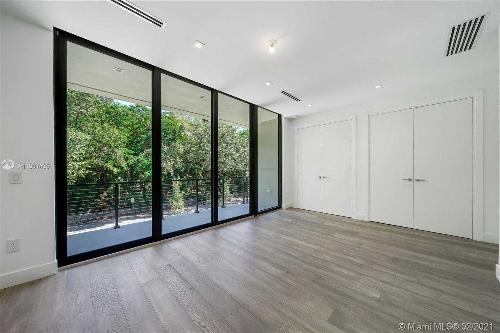 Small Image of 4701 SOUTH WEST 74TH ST, Miami Number 34