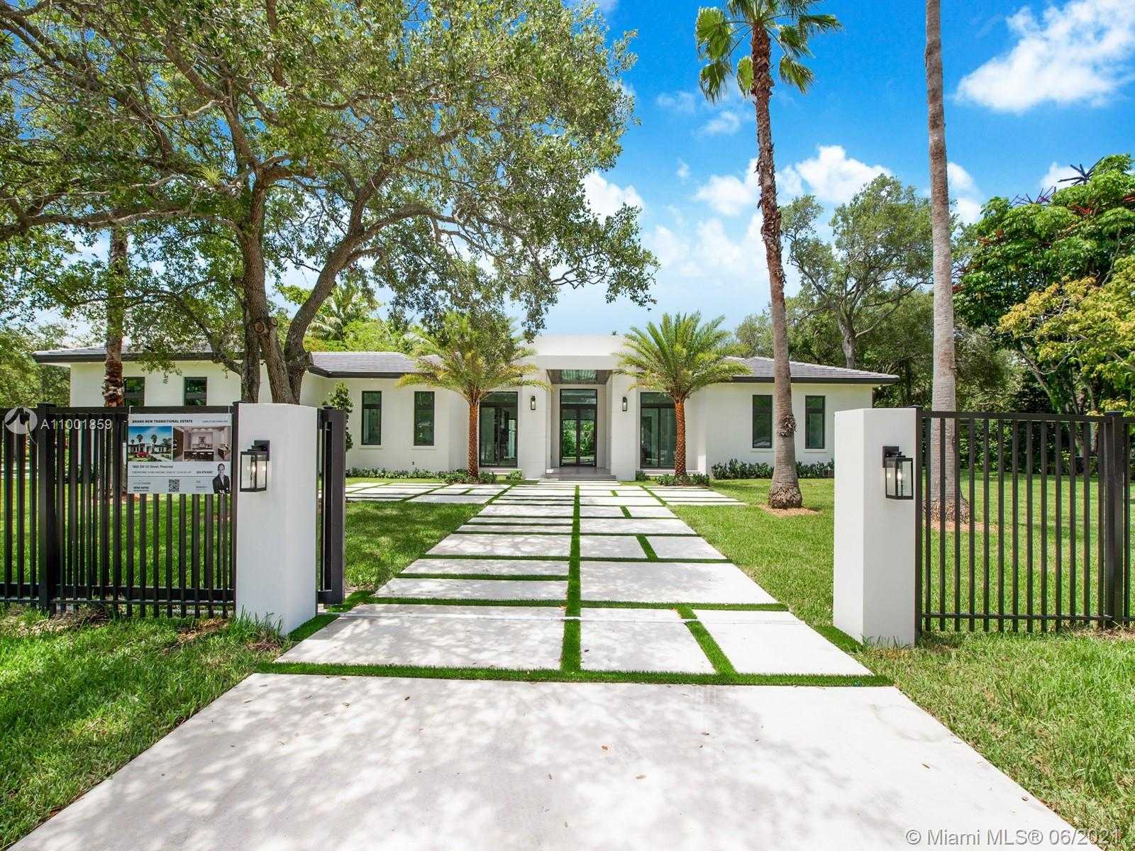 Small Image of 7800 SOUTH WEST 131ST ST, Pinecrest Number 3