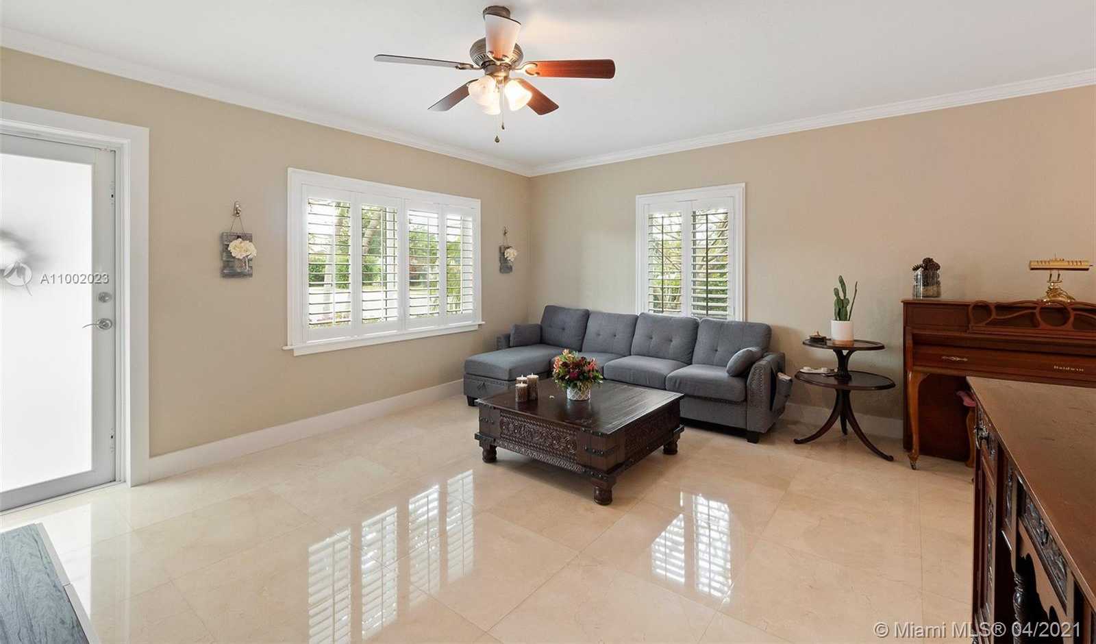 Small Image of 6291 SOUTH WEST 42ND ST, South Miami Number 3