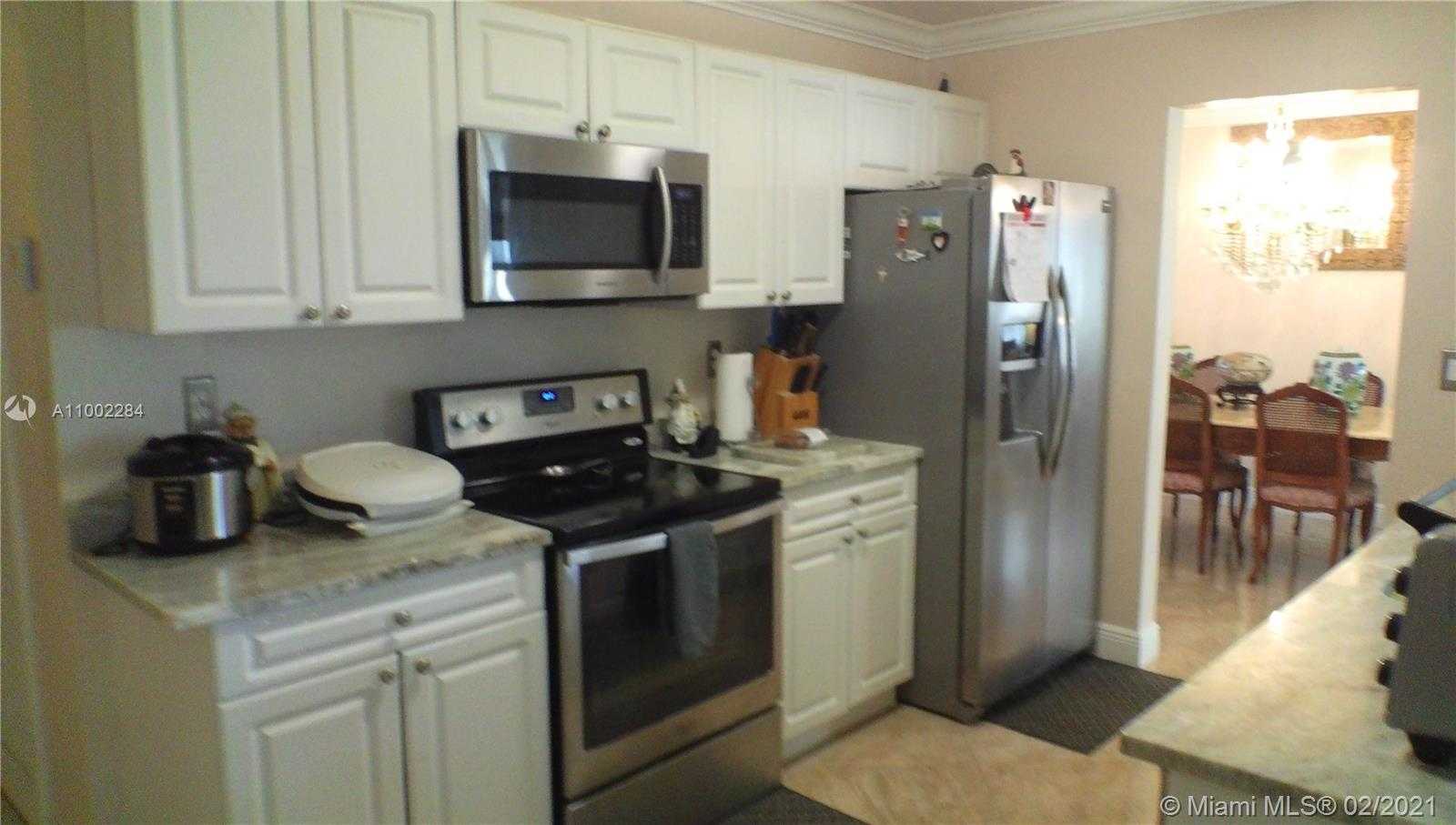Small Image of 6718 NORTH WEST 70TH CT, Tamarac Number 2