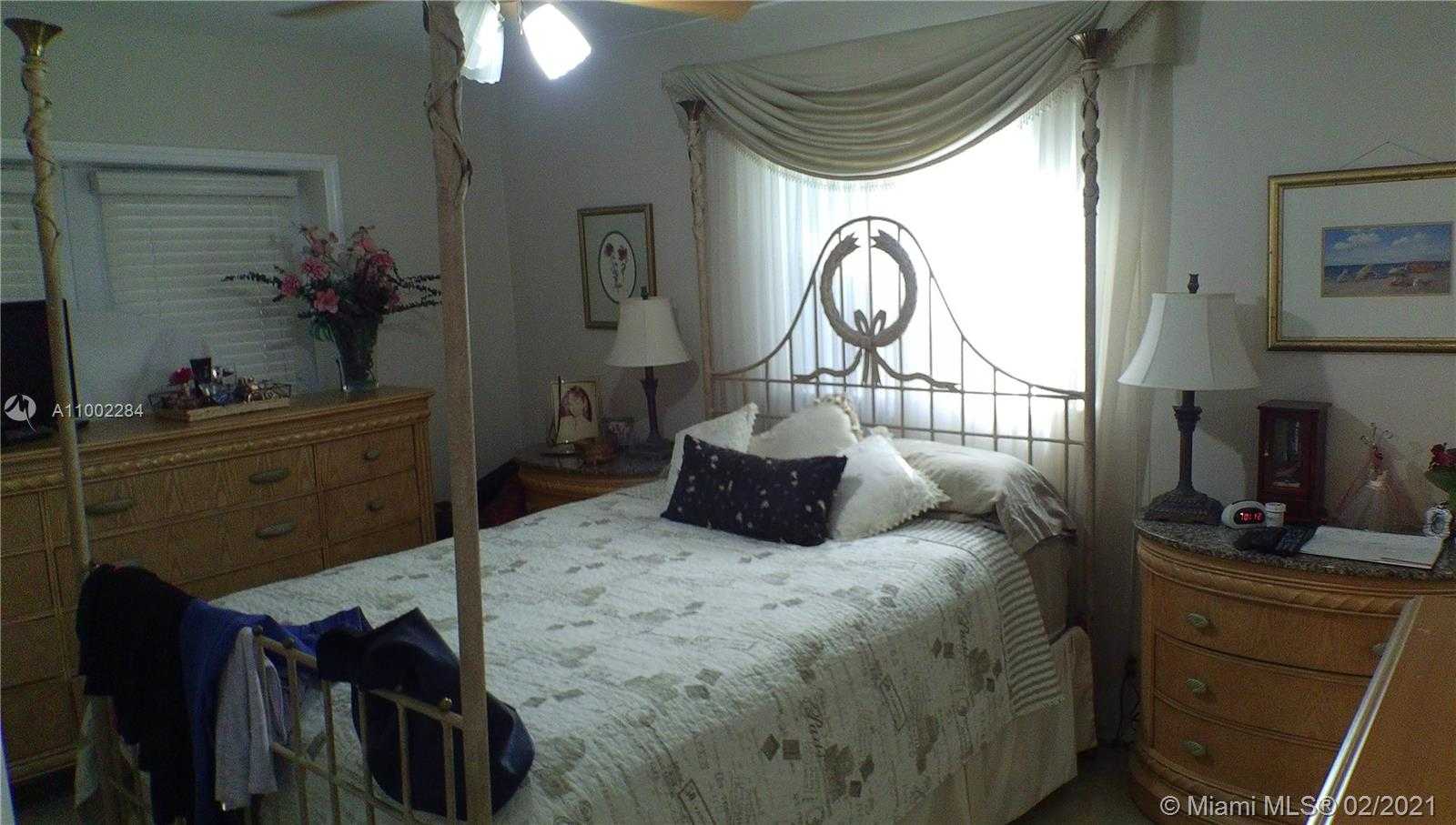 Small Image of 6718 NORTH WEST 70TH CT, Tamarac Number 25