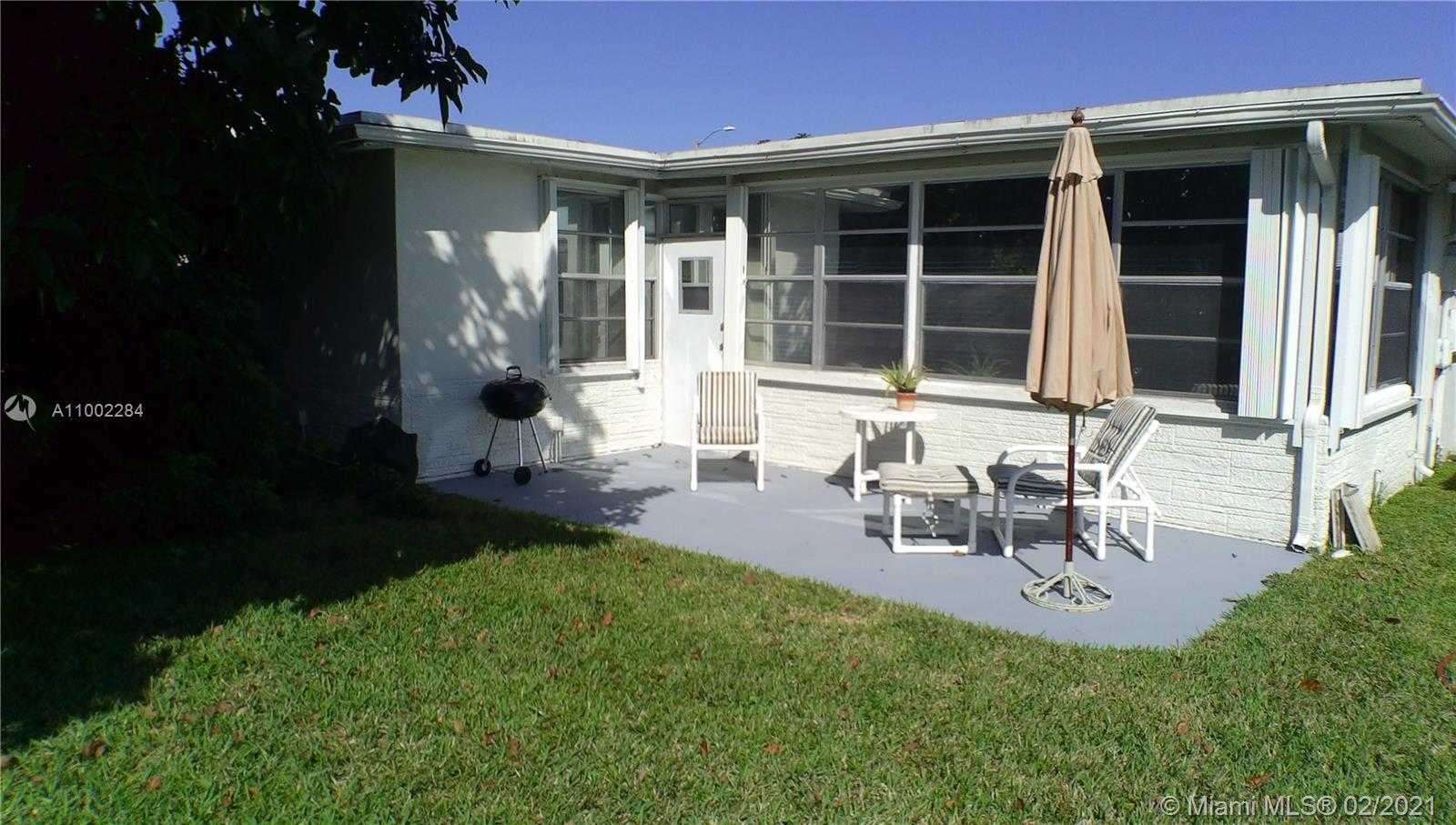 Small Image of 6718 NORTH WEST 70TH CT, Tamarac Number 33