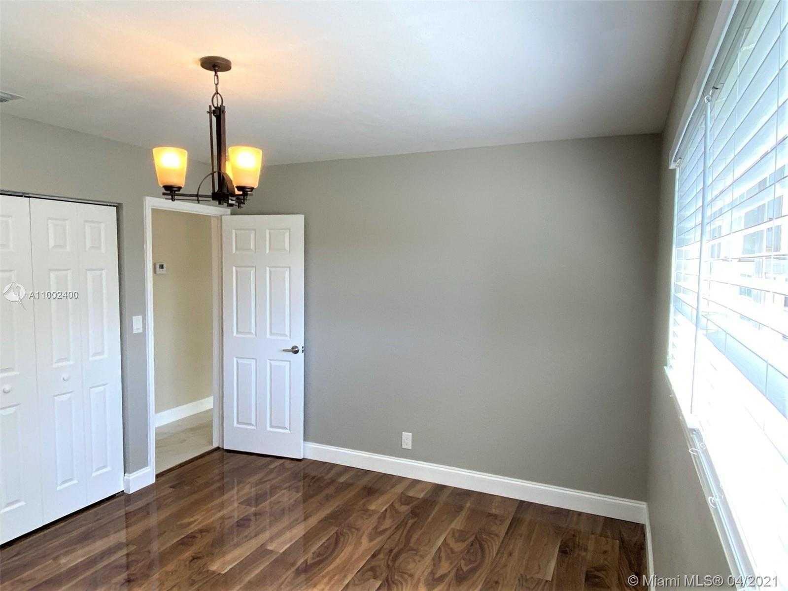 Small Image of 6895 BROADVIEW BLVD, North Lauderdale Number 32