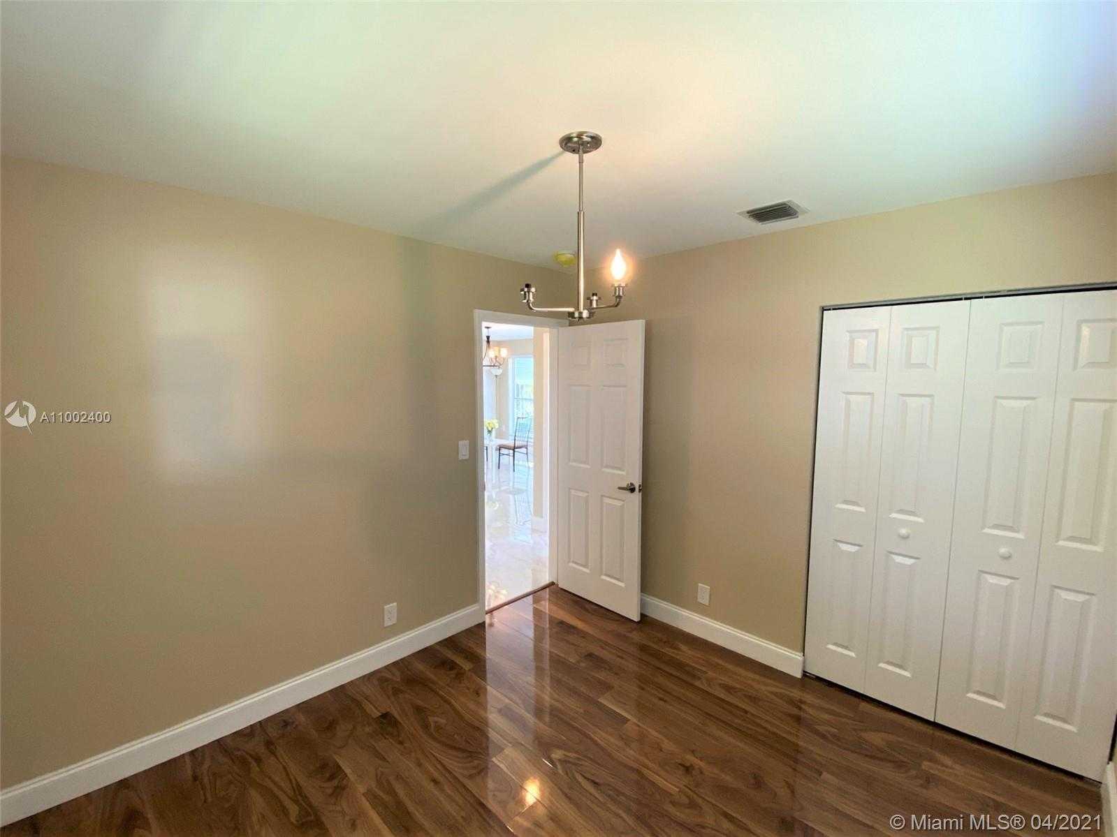 Small Image of 6895 BROADVIEW BLVD, North Lauderdale Number 36