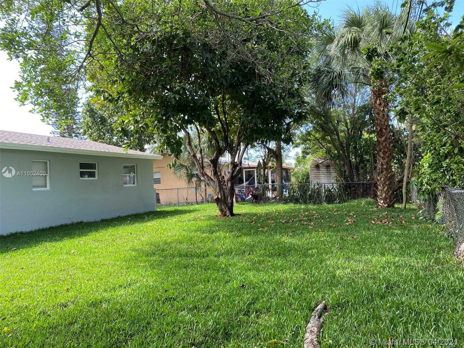 Small Image of 6895 BROADVIEW BLVD, North Lauderdale Number 48