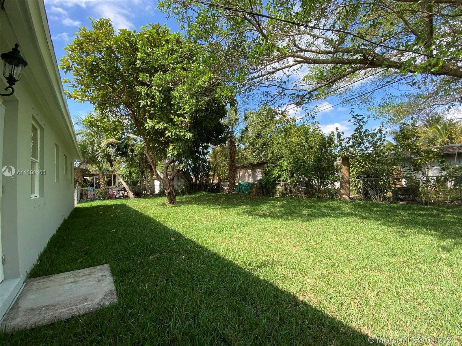 Small Image of 6895 BROADVIEW BLVD, North Lauderdale Number 49