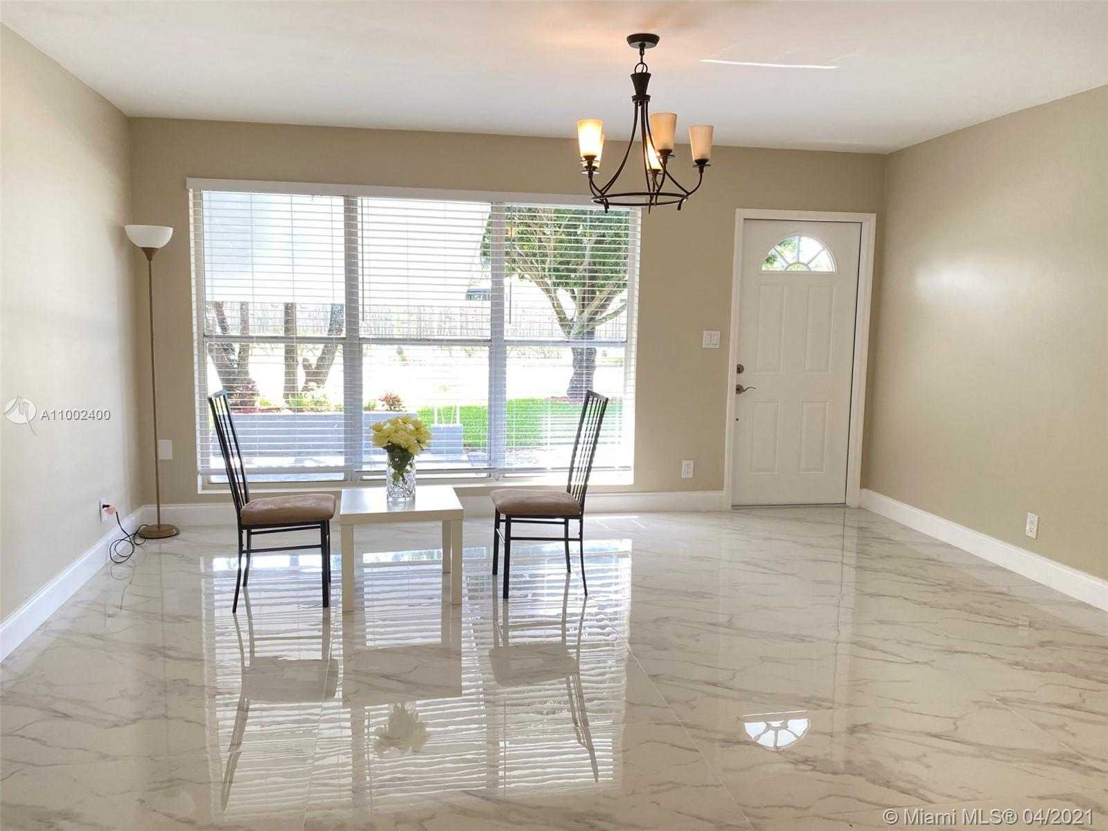 Small Image of 6895 BROADVIEW BLVD, North Lauderdale Number 5