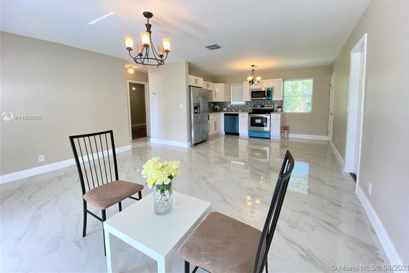Small Image of 6895 BROADVIEW BLVD, North Lauderdale Number 9