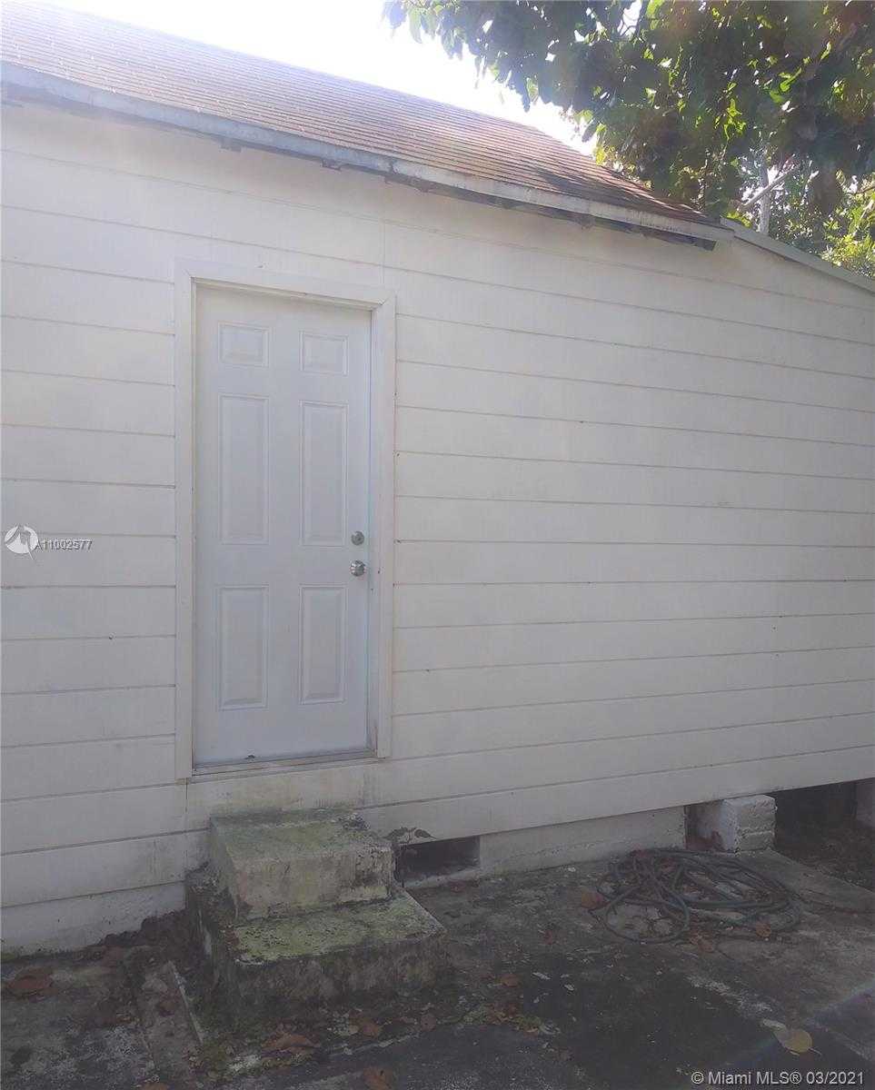 Small Image of 3324 NORTH WEST 10TH AVE, Miami Number 24