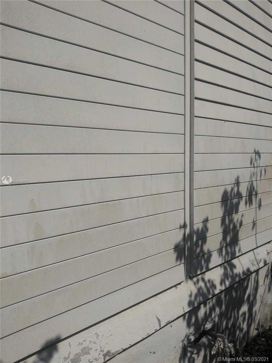 Small Image of 3324 NORTH WEST 10TH AVE, Miami Number 25
