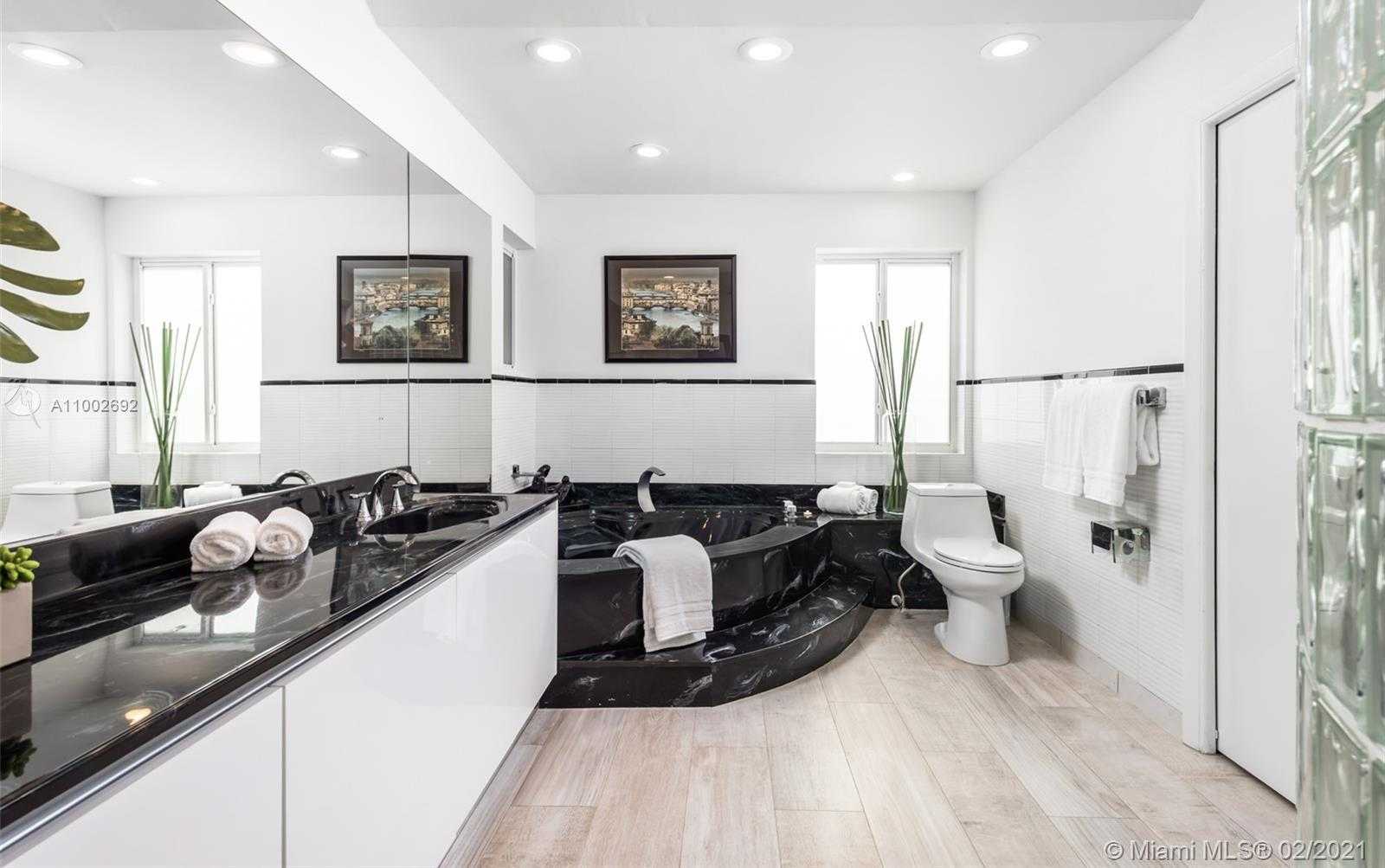 Small Image of 3500 EAST GLENCOE ST, Miami Number 13