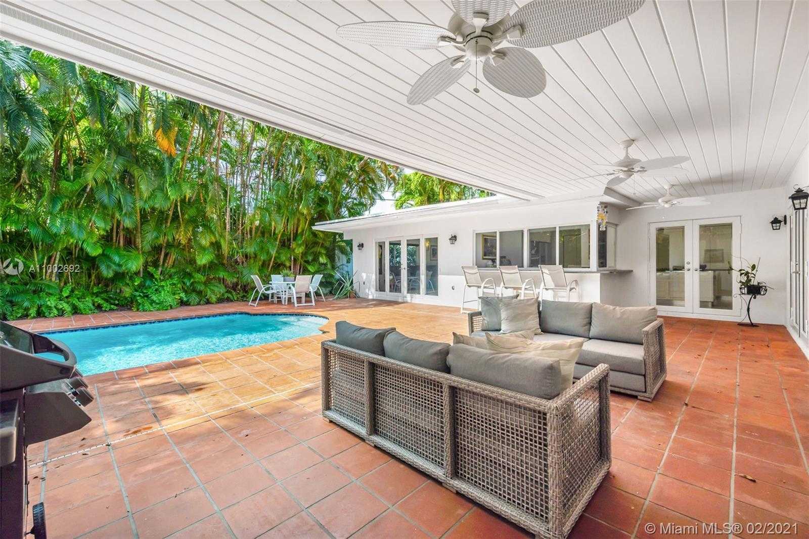 Small Image of 3500 EAST GLENCOE ST, Miami Number 20