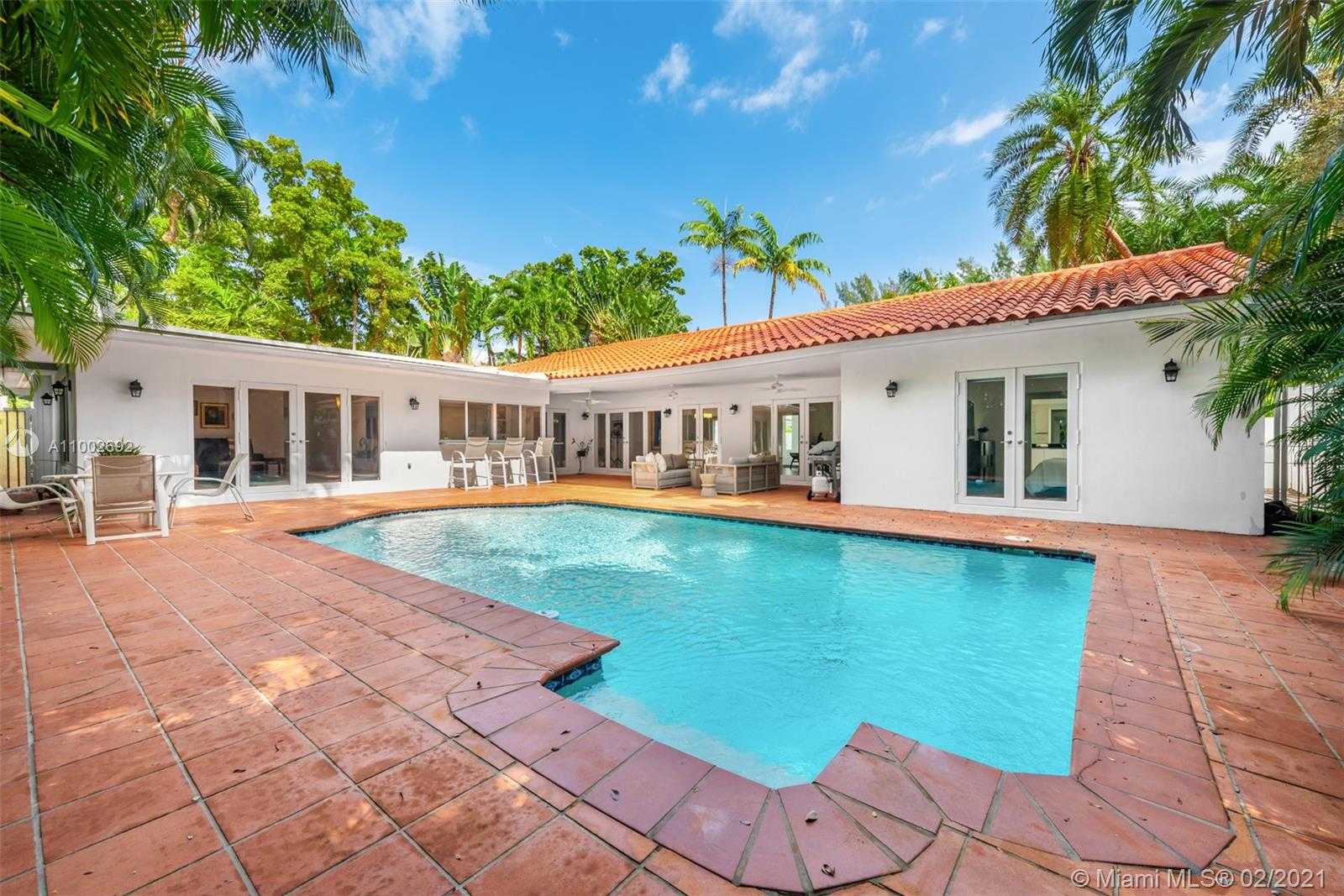Small Image of 3500 EAST GLENCOE ST, Miami Number 21