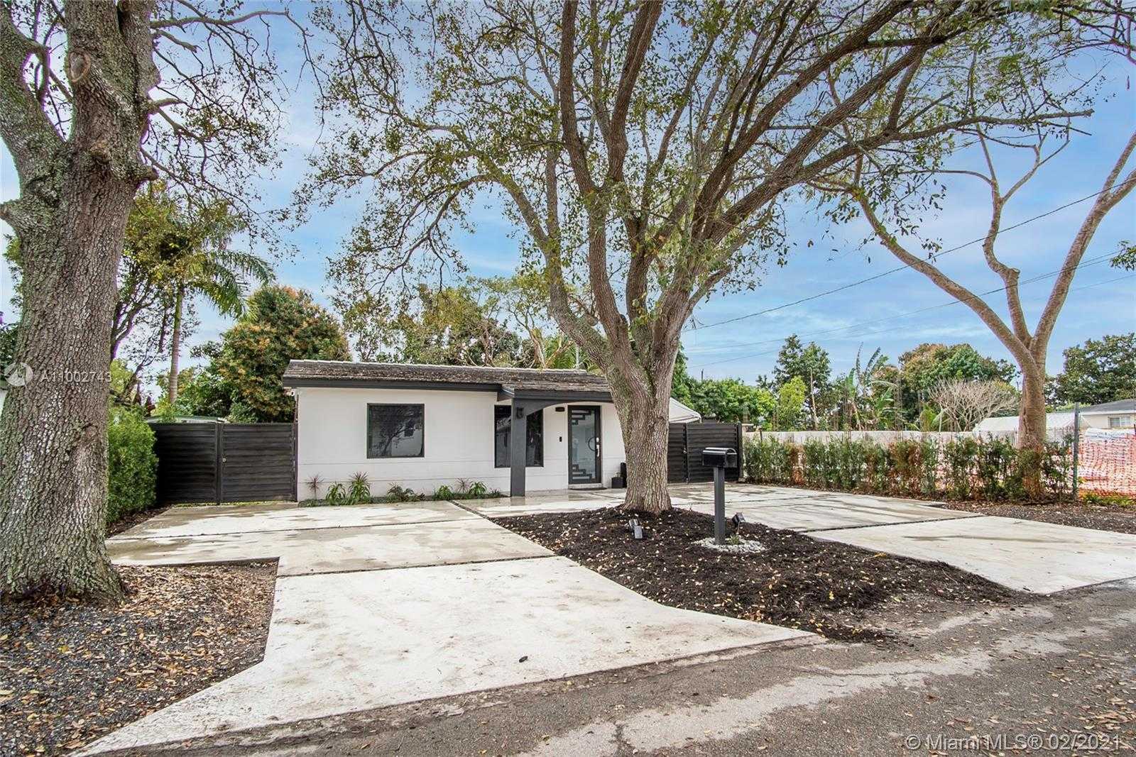 Small Image of 8840 SOUTH WEST 126TH TER, Miami Number 3