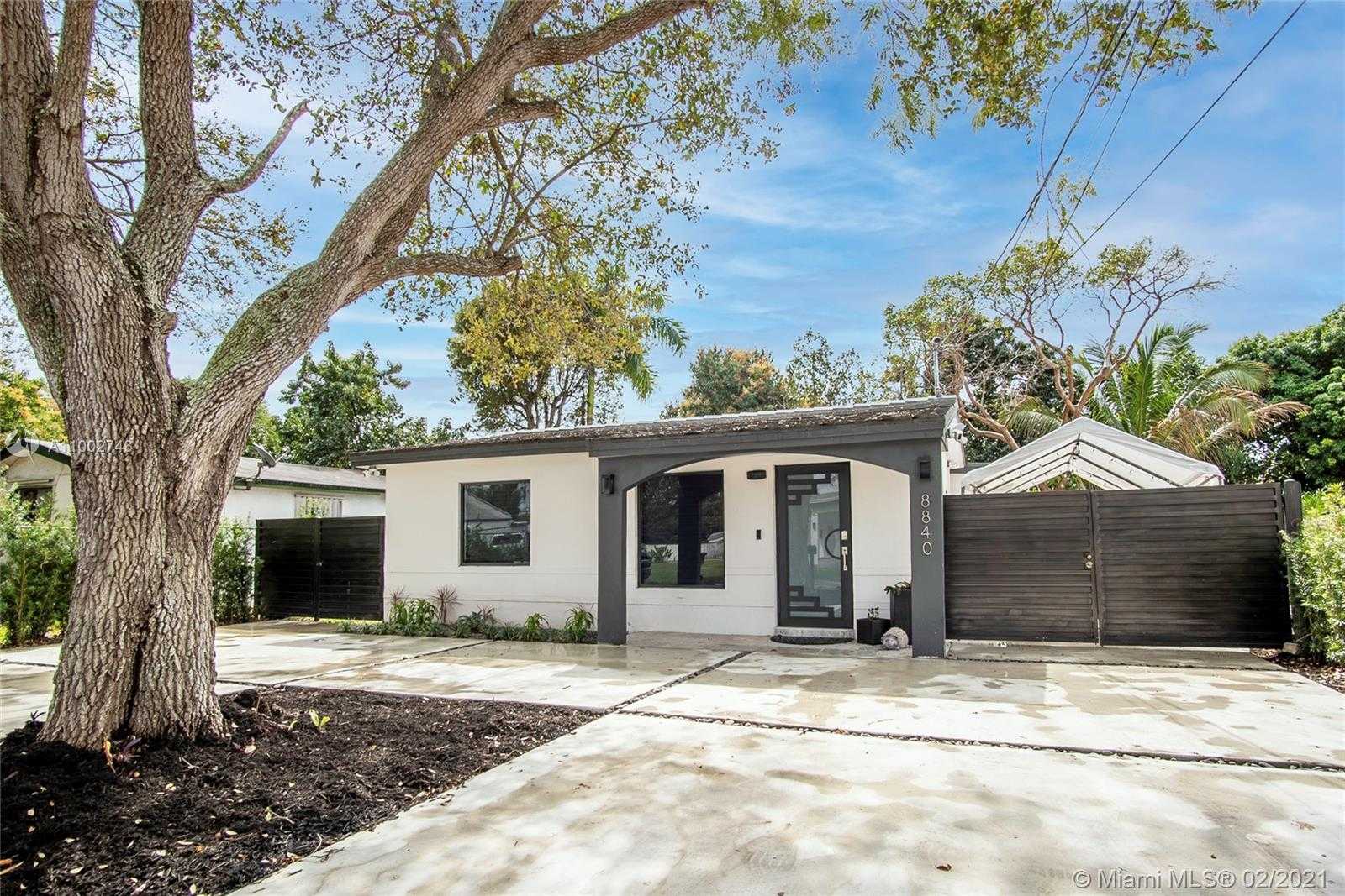 Small Image of 8840 SOUTH WEST 126TH TER, Miami Number 4