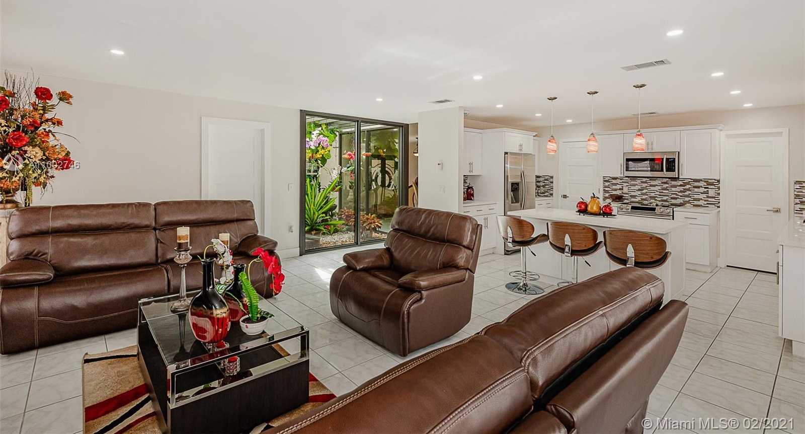 Small Image of 8113 NORTH WEST 163RD TER, Miami Lakes Number 11