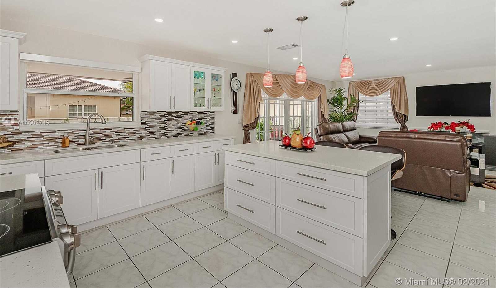 Small Image of 8113 NORTH WEST 163RD TER, Miami Lakes Number 14