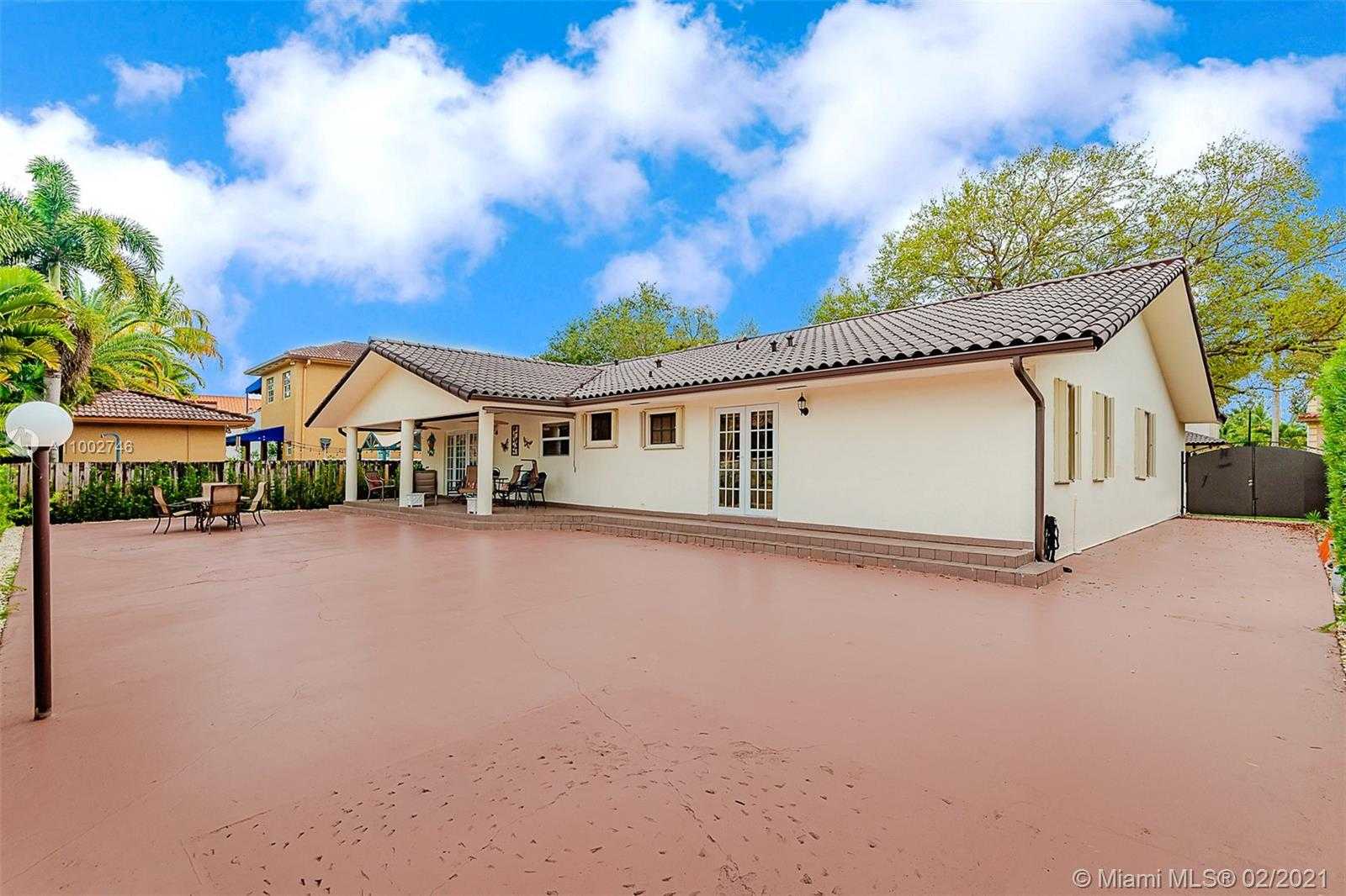 Small Image of 8113 NORTH WEST 163RD TER, Miami Lakes Number 32