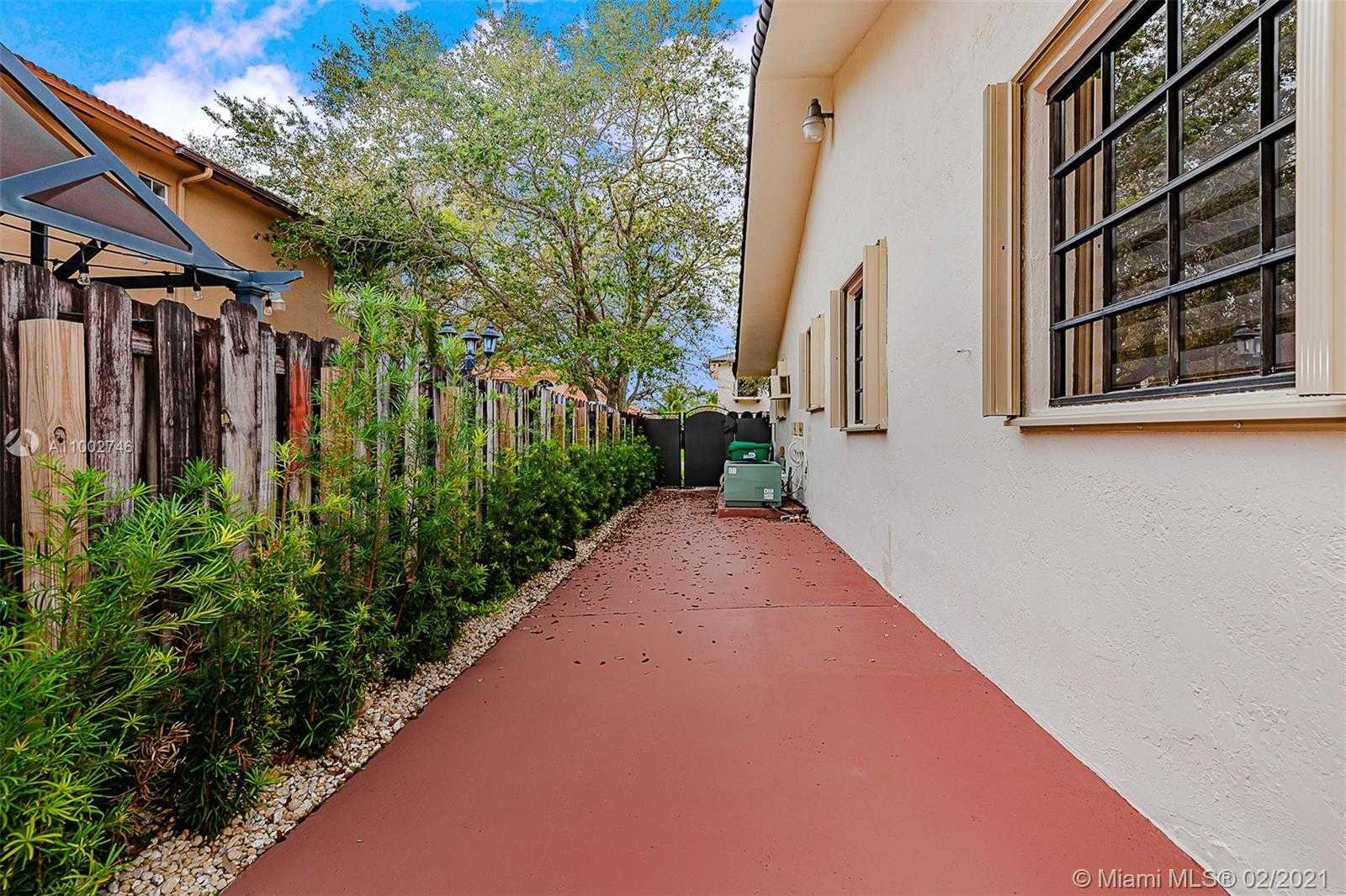 Small Image of 8113 NORTH WEST 163RD TER, Miami Lakes Number 34