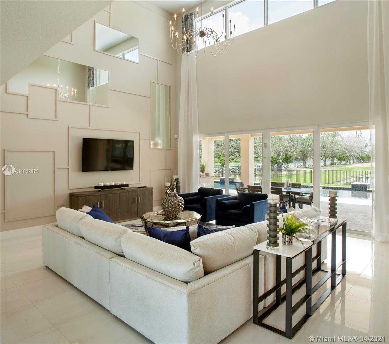 Small Image of 6985 SOUTH STILLWATER SHORES DR, Davie Number 19