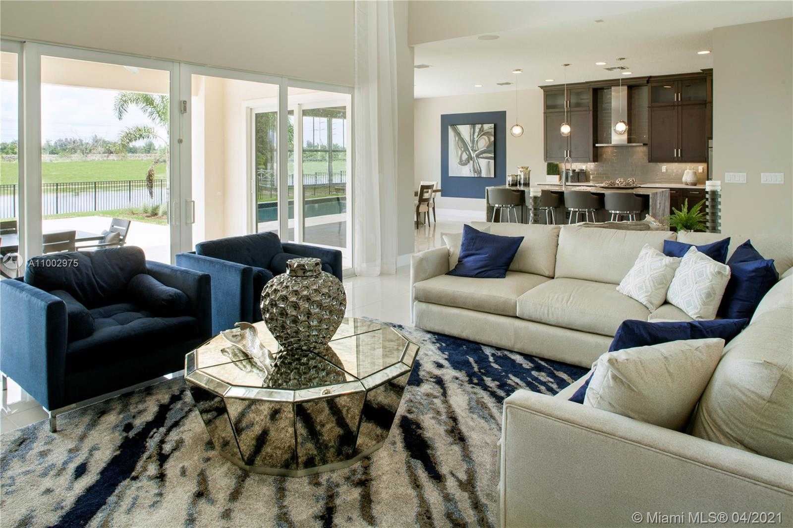 Small Image of 6985 SOUTH STILLWATER SHORES DR, Davie Number 20