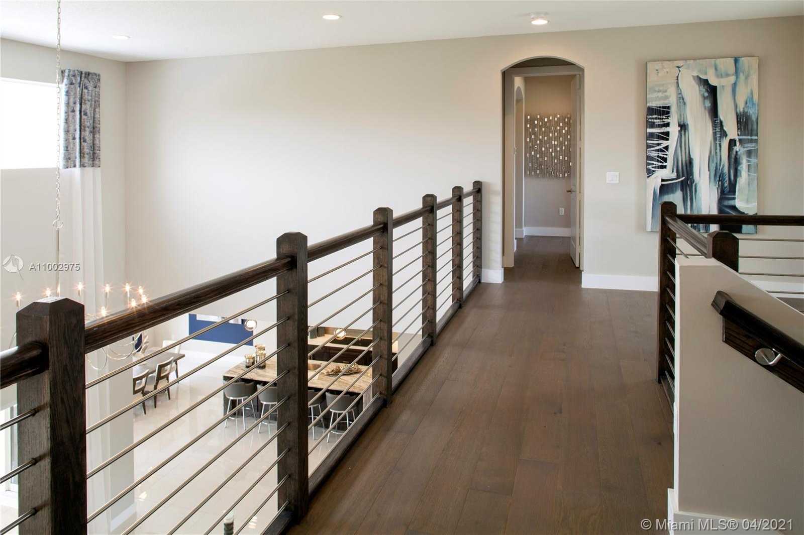 Small Image of 6985 SOUTH STILLWATER SHORES DR, Davie Number 24